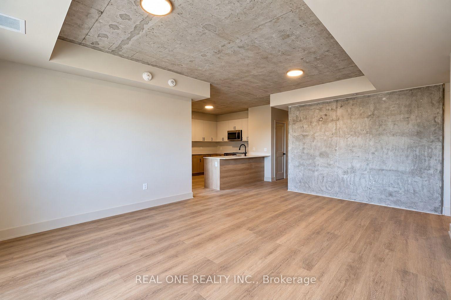 Photo 10 of Unit 511, 810 King Street W, Hamilton, Westdale — HOMEH