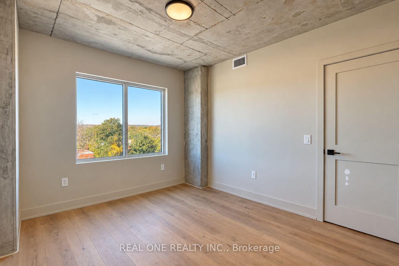 Photo 18 of Unit 511, 810 King Street W, Hamilton, Westdale — HOMEH