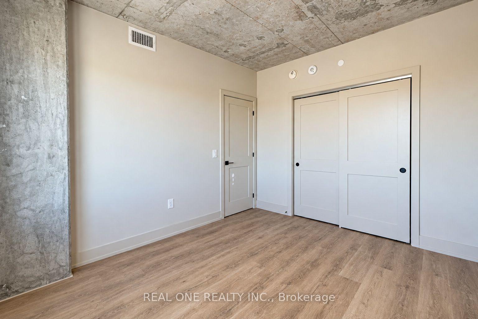 Photo 20 of Unit 511, 810 King Street W, Hamilton, Westdale — HOMEH