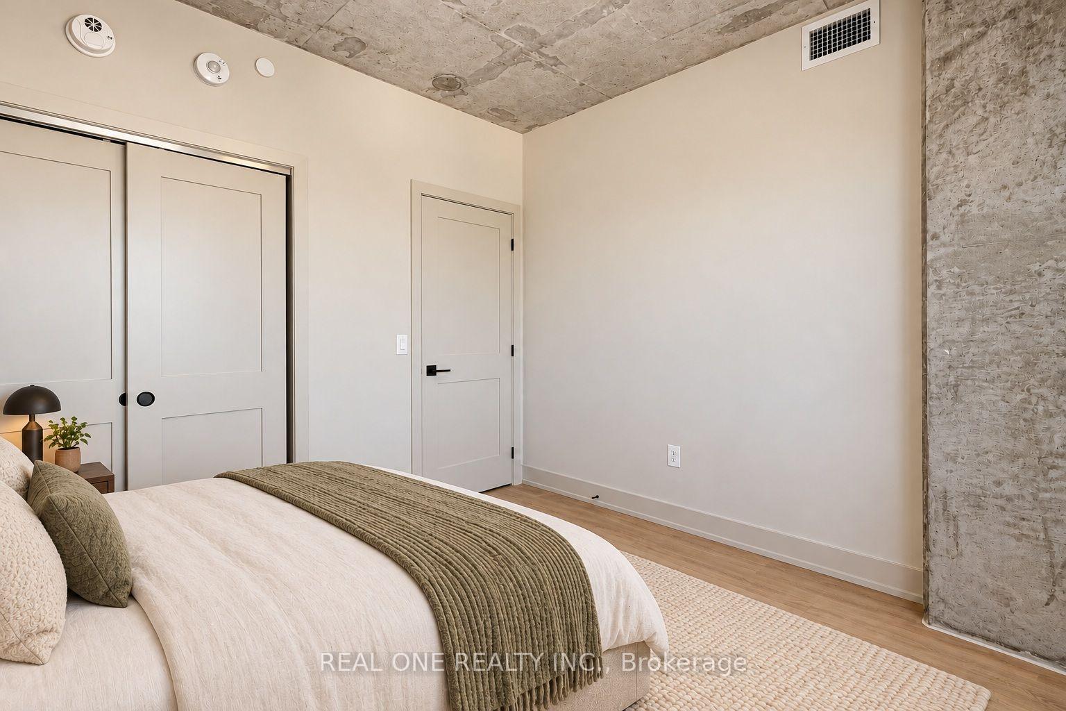 Photo 27 of Unit 511, 810 King Street W, Hamilton, Westdale — HOMEH
