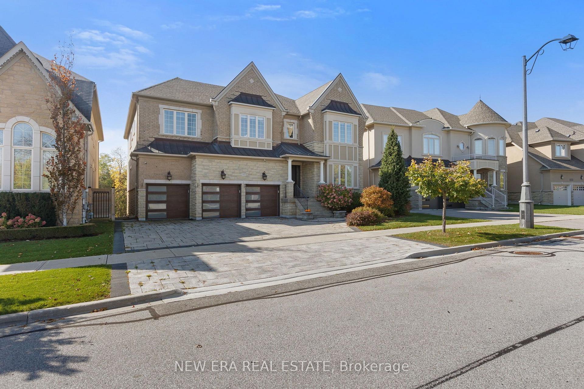 Photo 2 of 193 Lady Nadia Drive, Vaughan, Patterson — HOMEH
