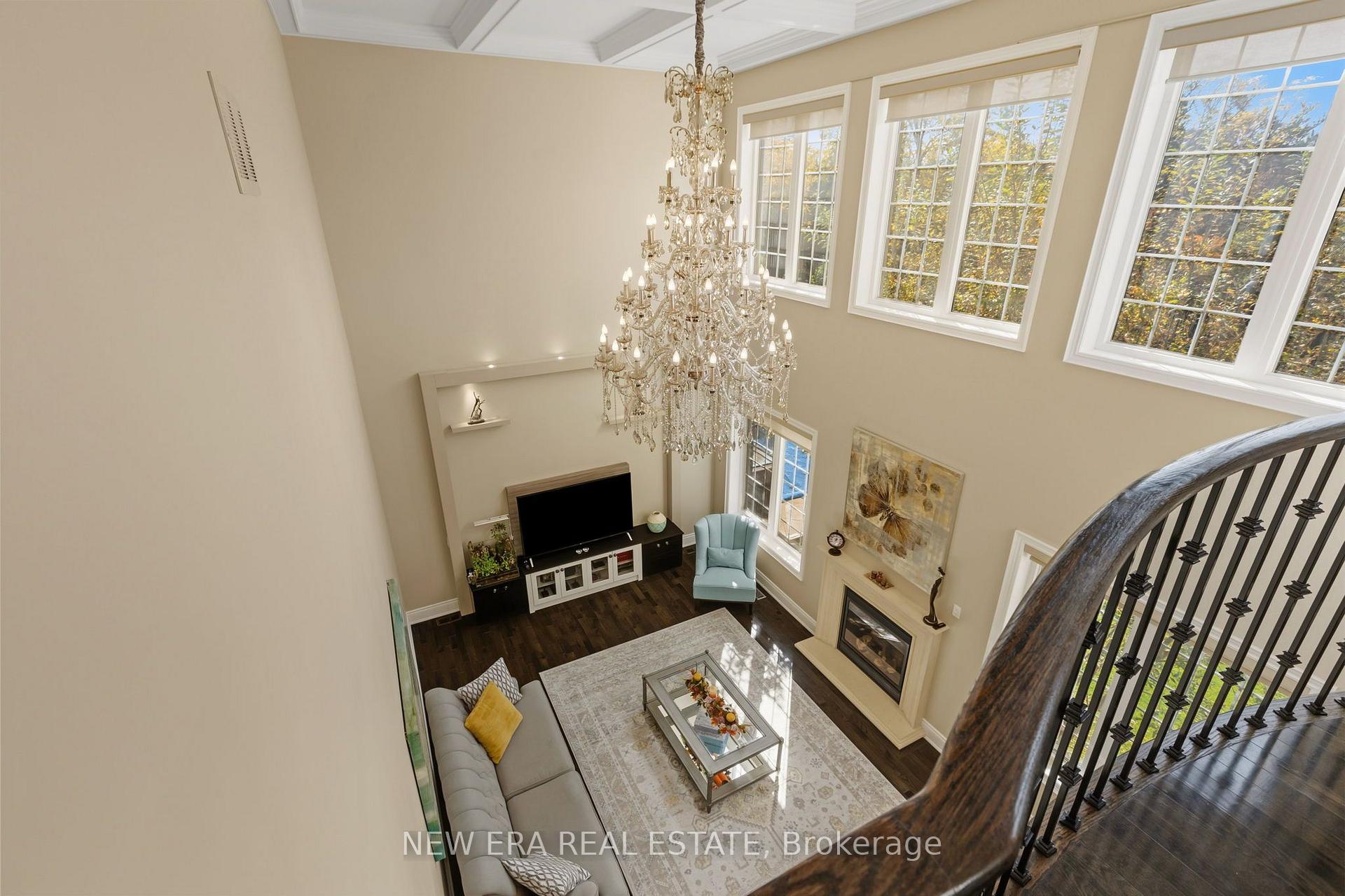 Photo 8 of 193 Lady Nadia Drive, Vaughan, Patterson — HOMEH