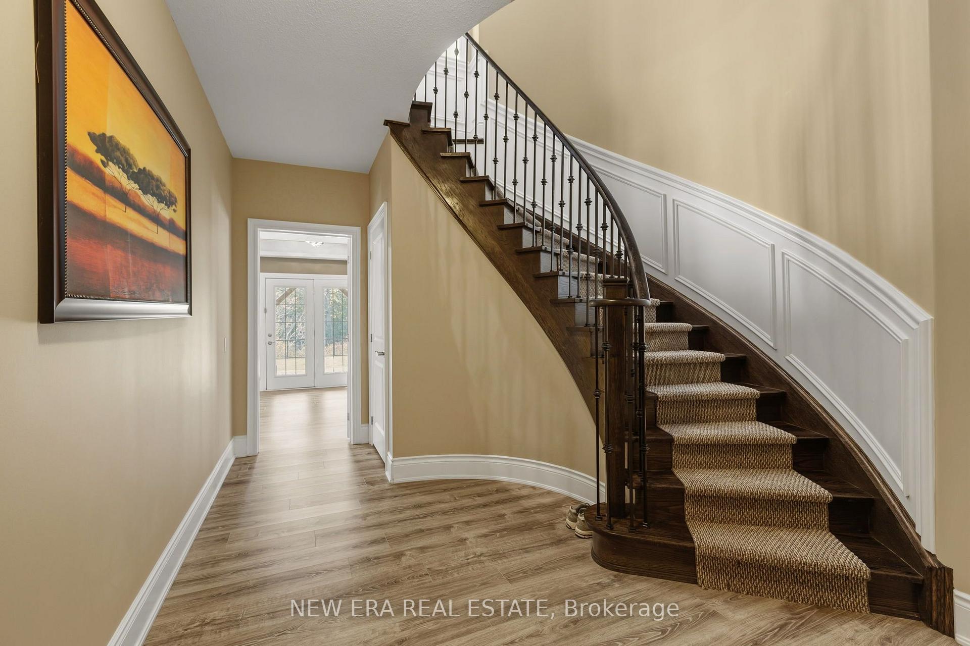 Photo 9 of 193 Lady Nadia Drive, Vaughan, Patterson — HOMEH