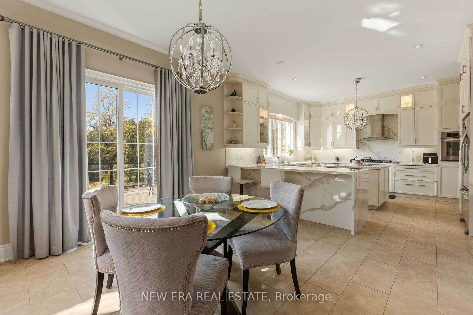 Photo 11 of 193 Lady Nadia Drive, Vaughan, Patterson — HOMEH