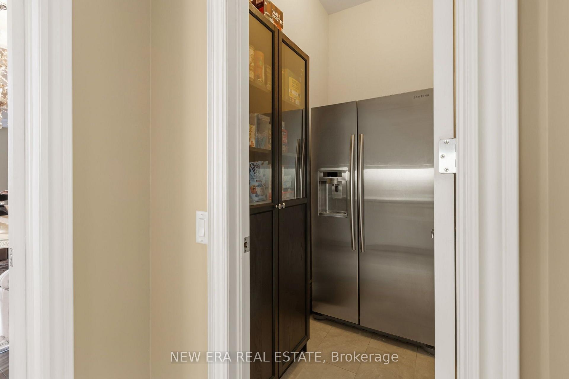 Photo 17 of 193 Lady Nadia Drive, Vaughan, Patterson — HOMEH