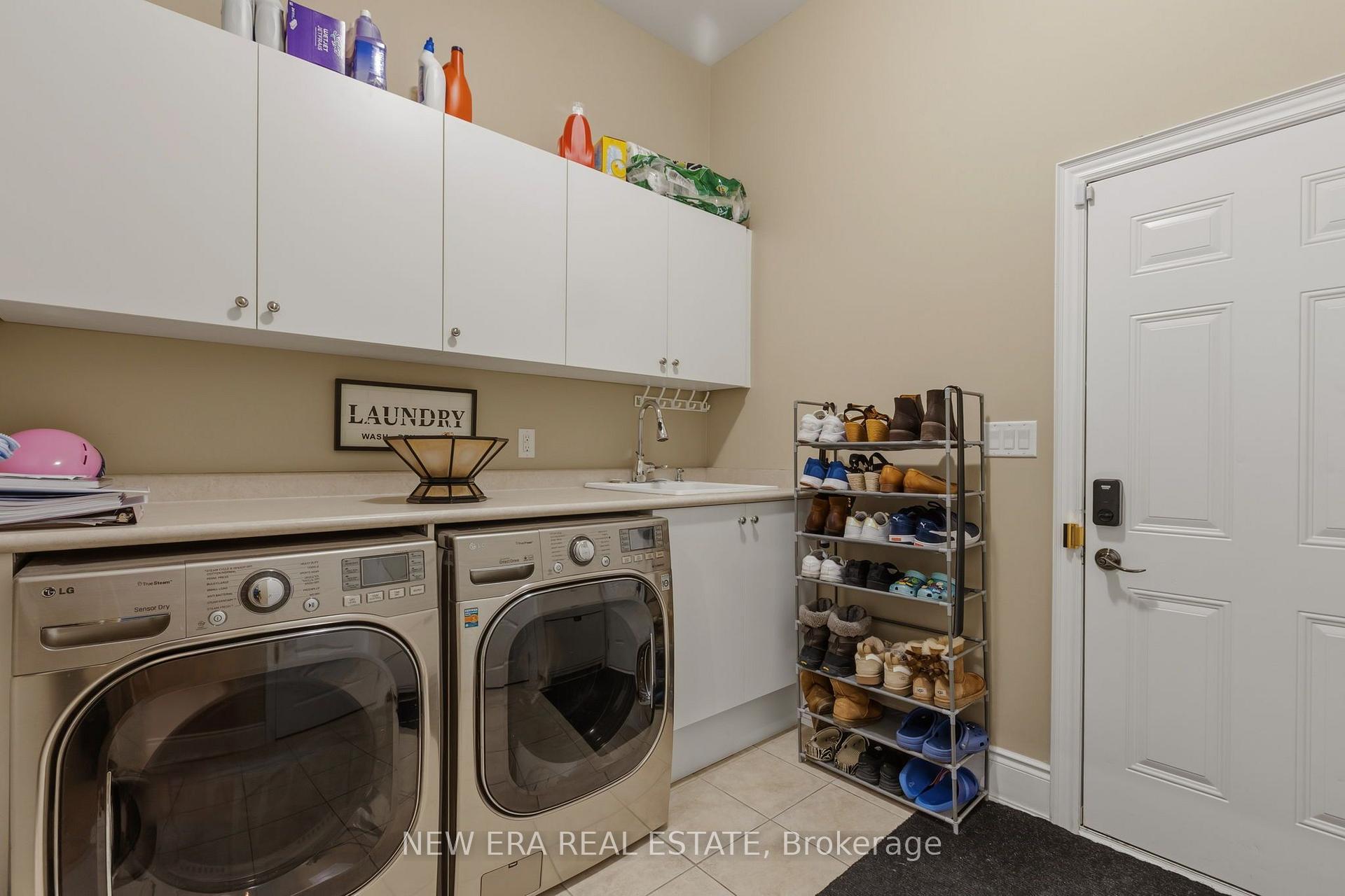Photo 24 of 193 Lady Nadia Drive, Vaughan, Patterson — HOMEH