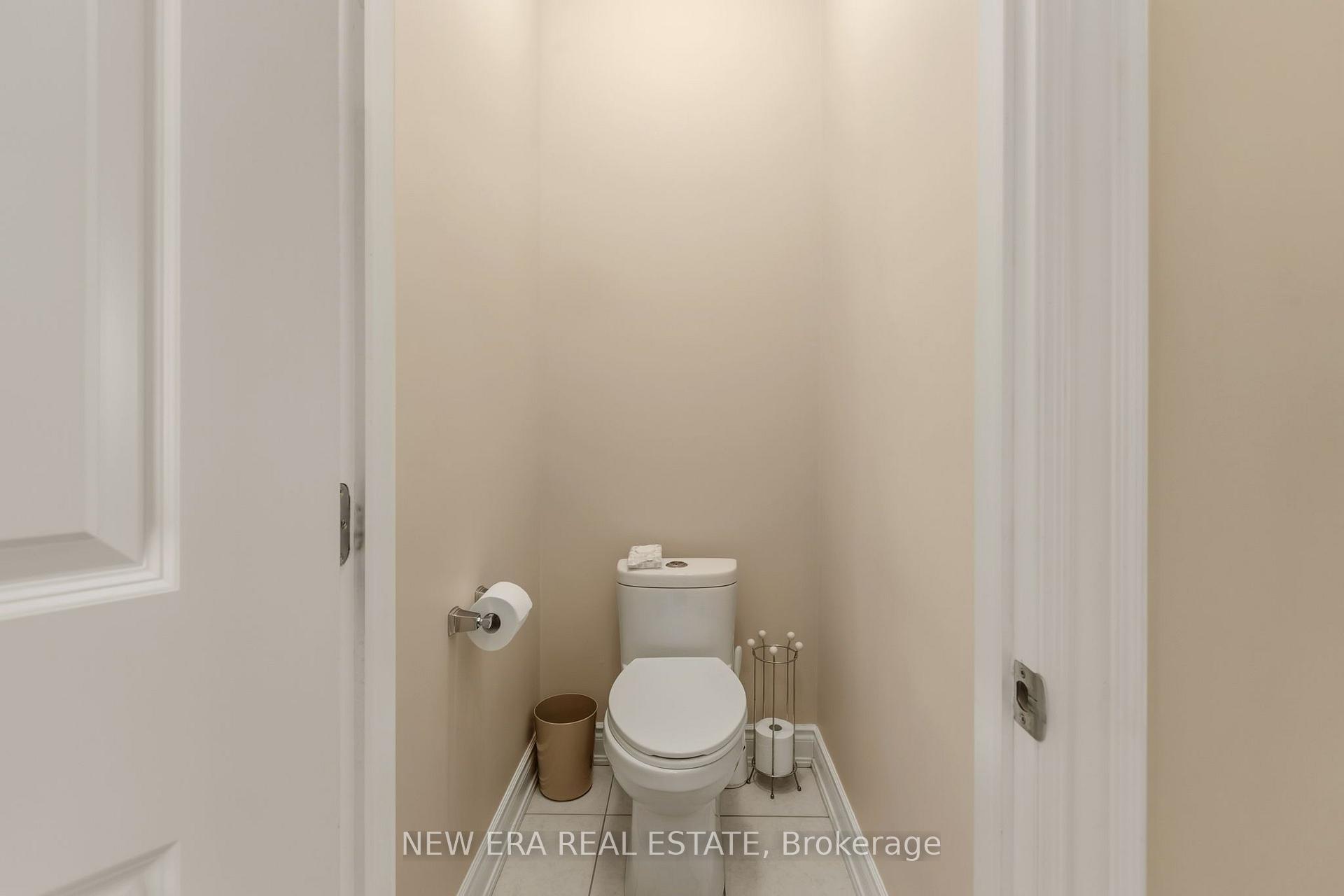 Photo 36 of 193 Lady Nadia Drive, Vaughan, Patterson — HOMEH