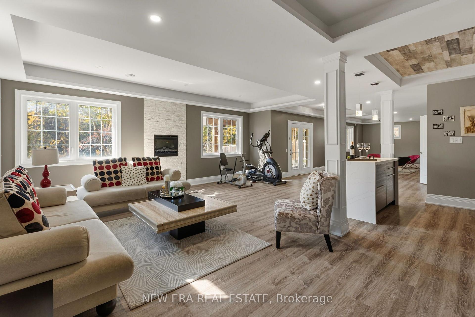 Photo 42 of 193 Lady Nadia Drive, Vaughan, Patterson — HOMEH