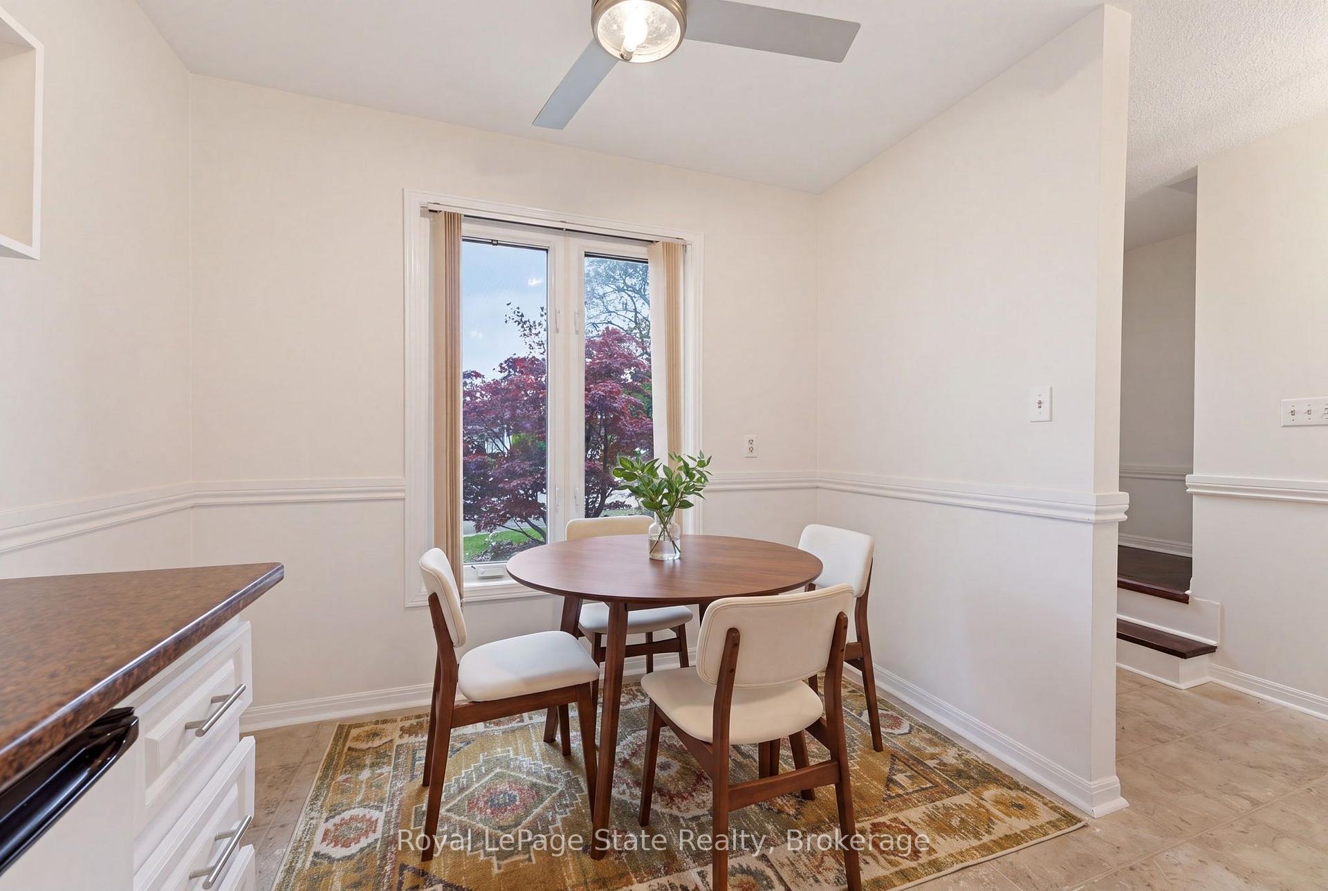 Photo 11 of 2324 Middlesmoor Crescent, Burlington, Brant Hills — HOMEH