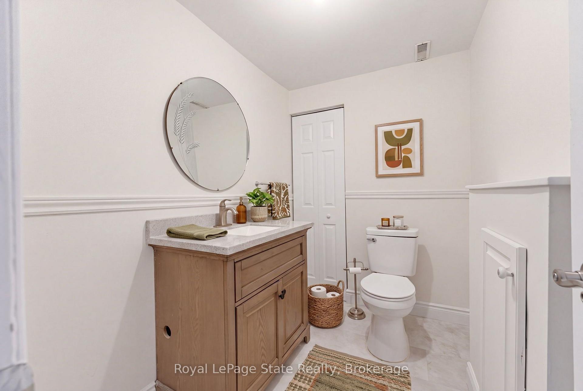 Photo 17 of 2324 Middlesmoor Crescent, Burlington, Brant Hills — HOMEH