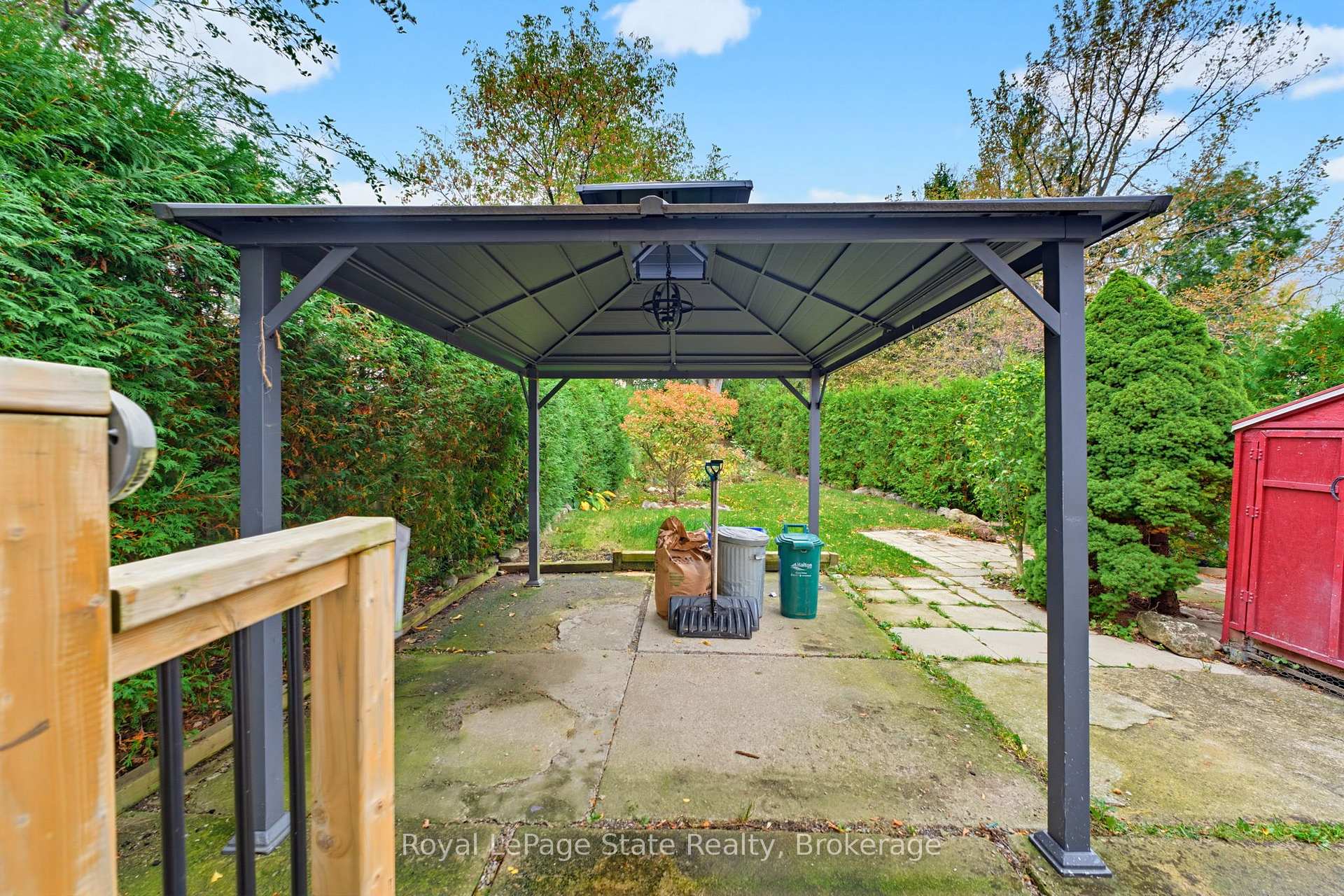 Photo 31 of 2324 Middlesmoor Crescent, Burlington, Brant Hills — HOMEH