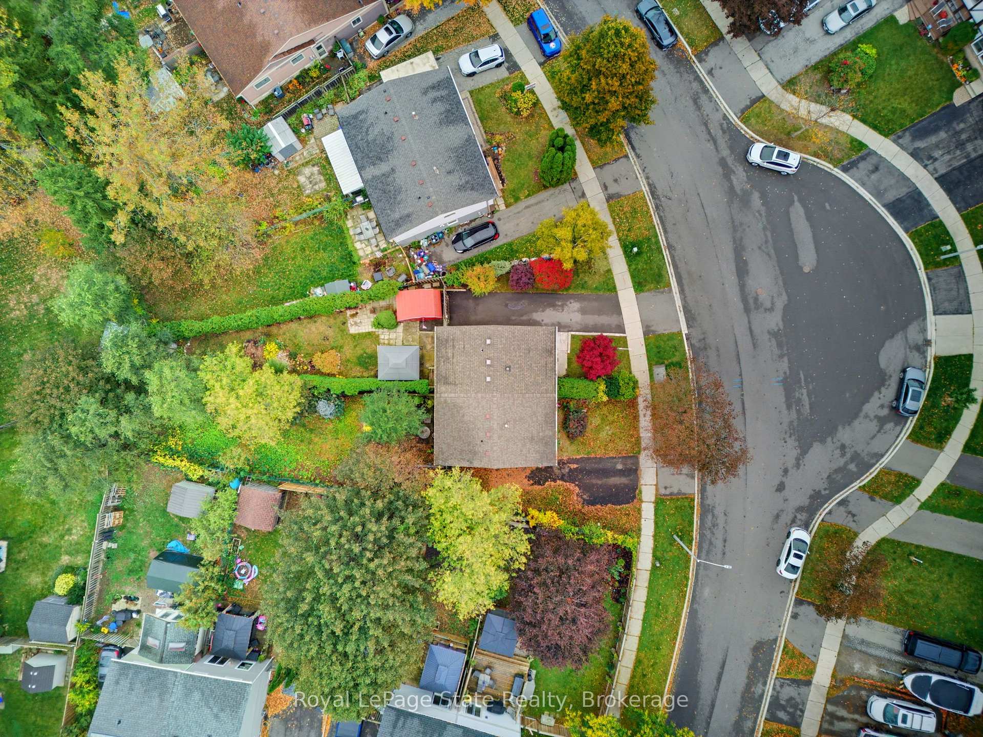Photo 38 of 2324 Middlesmoor Crescent, Burlington, Brant Hills — HOMEH