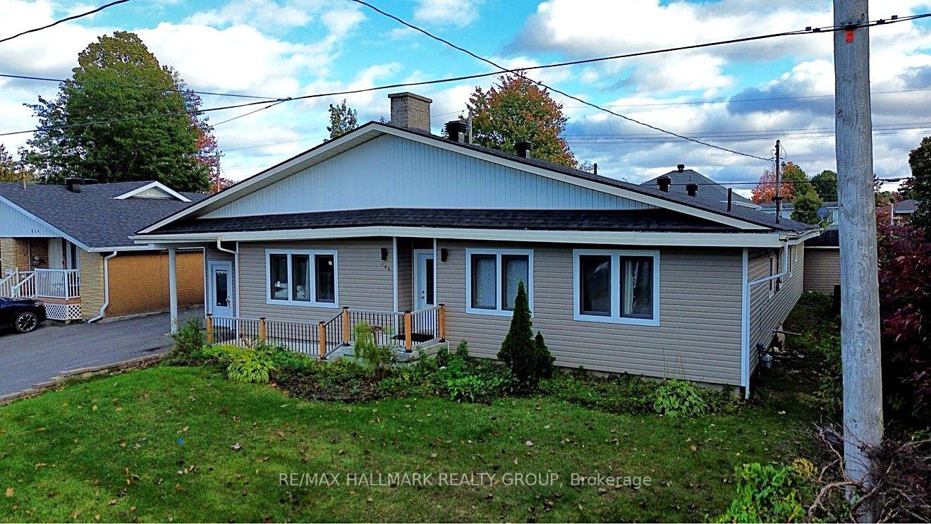 Photo of 600 Lafleche Boulevard E