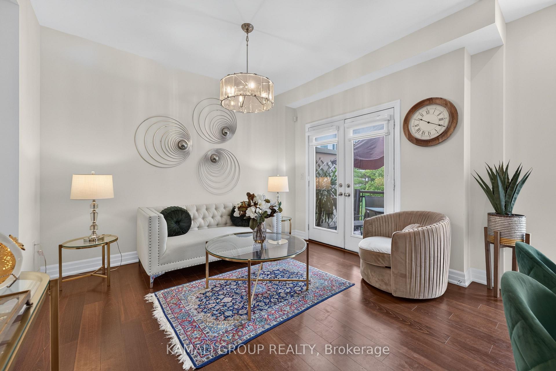 Photo 9 of 39 Beverley Glen Boulevard, Vaughan, Beverley Glen — HOMEH