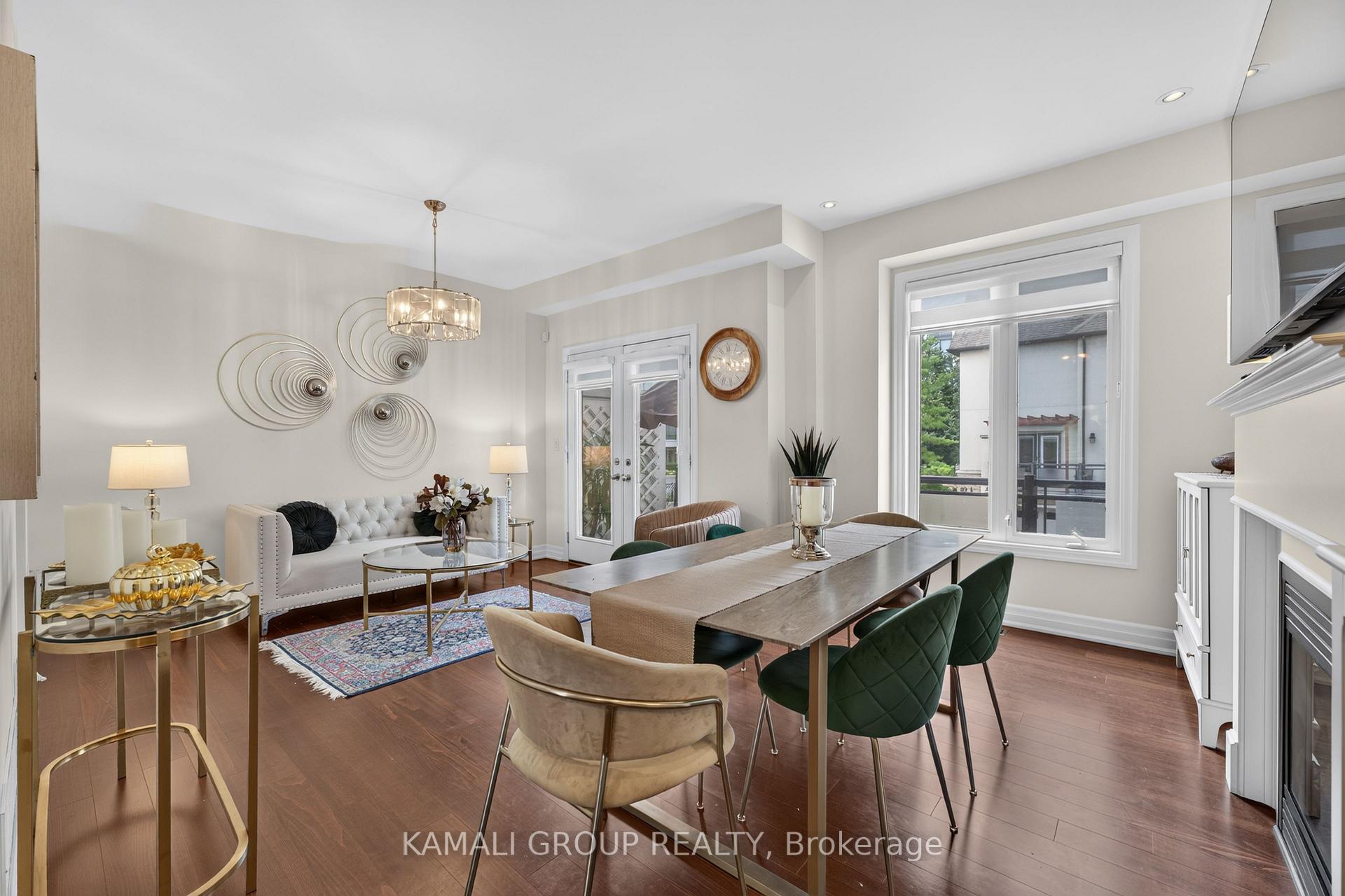 Photo 10 of 39 Beverley Glen Boulevard, Vaughan, Beverley Glen — HOMEH