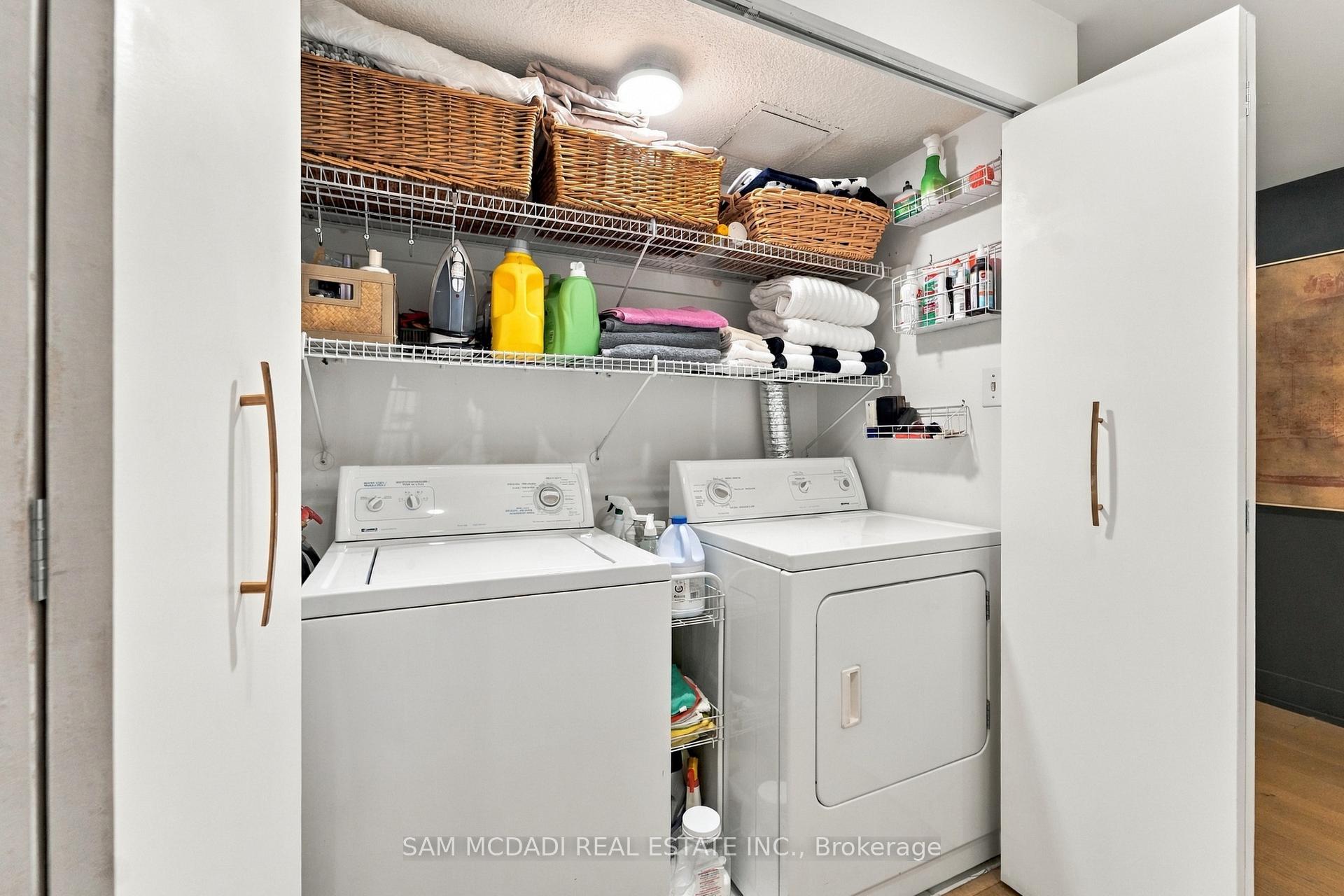 Photo 26 of Unit 206, 812 Burnhamthorpe Road, Etobicoke, Markland Wood — HOMEH