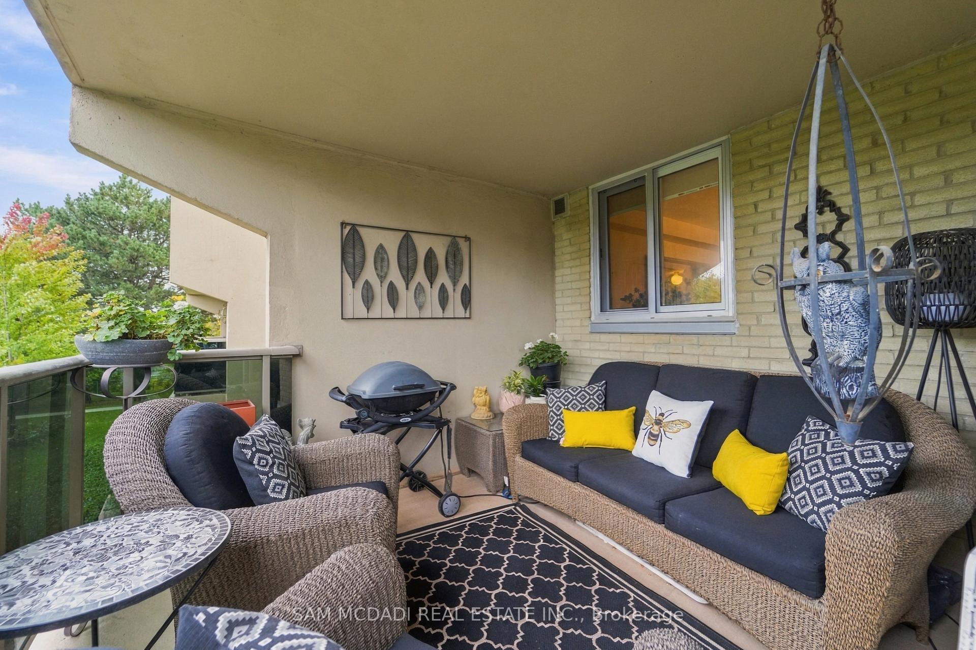 Photo 28 of Unit 206, 812 Burnhamthorpe Road, Etobicoke, Markland Wood — HOMEH