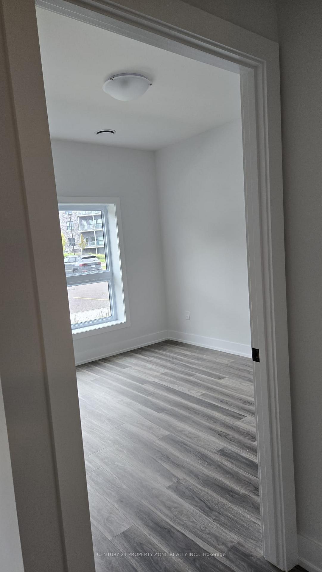 Photo 4 of Unit 116, 1100 Lackner Place S, Kitchener, Grand River North — HOMEH