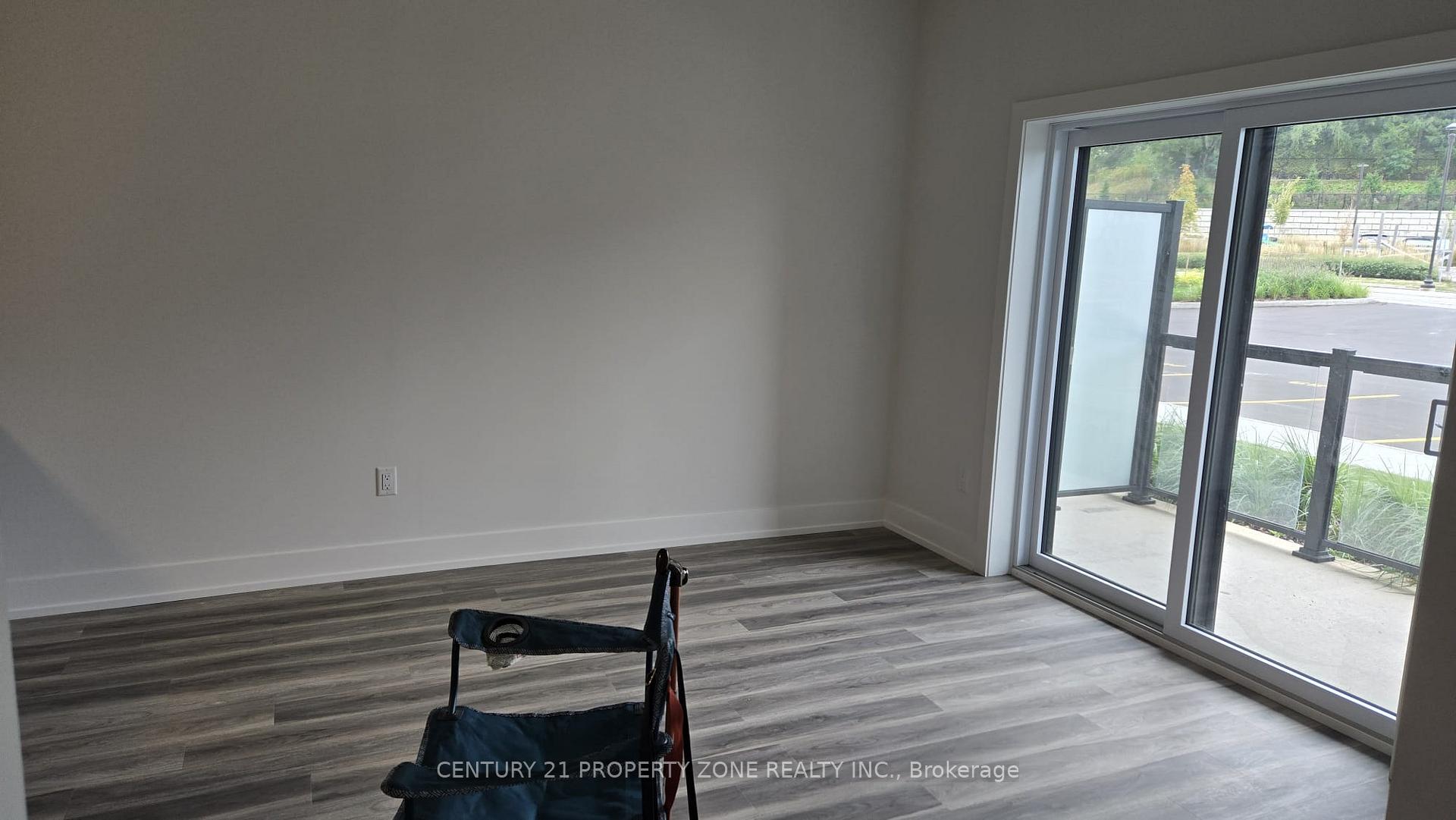 Photo 5 of Unit 116, 1100 Lackner Place S, Kitchener, Grand River North — HOMEH