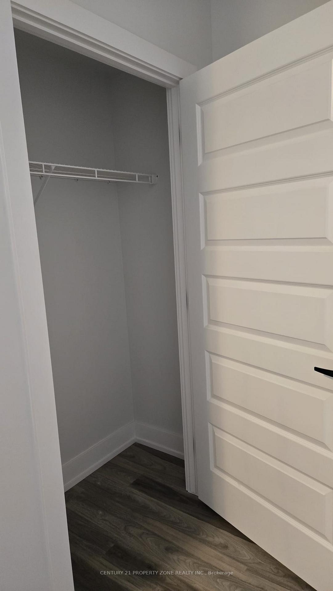 Photo 7 of Unit 116, 1100 Lackner Place S, Kitchener, Grand River North — HOMEH