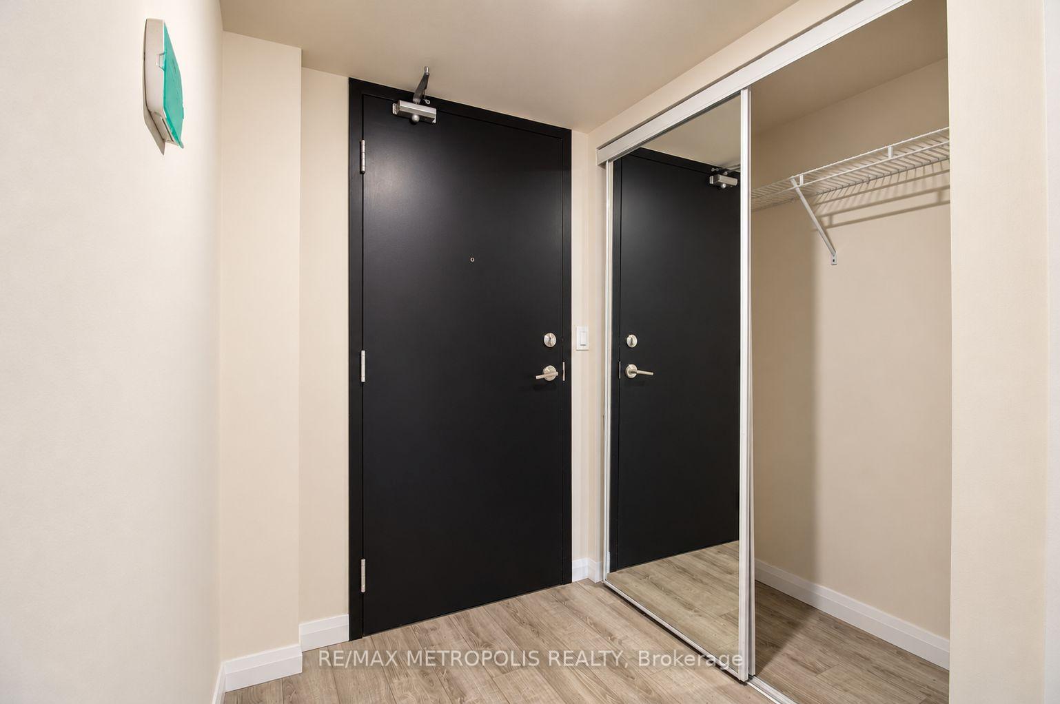 Photo 2 of Unit 1502, 2152 Lawrence Avenue E, Scarborough, Wexford-Maryvale — HOMEH