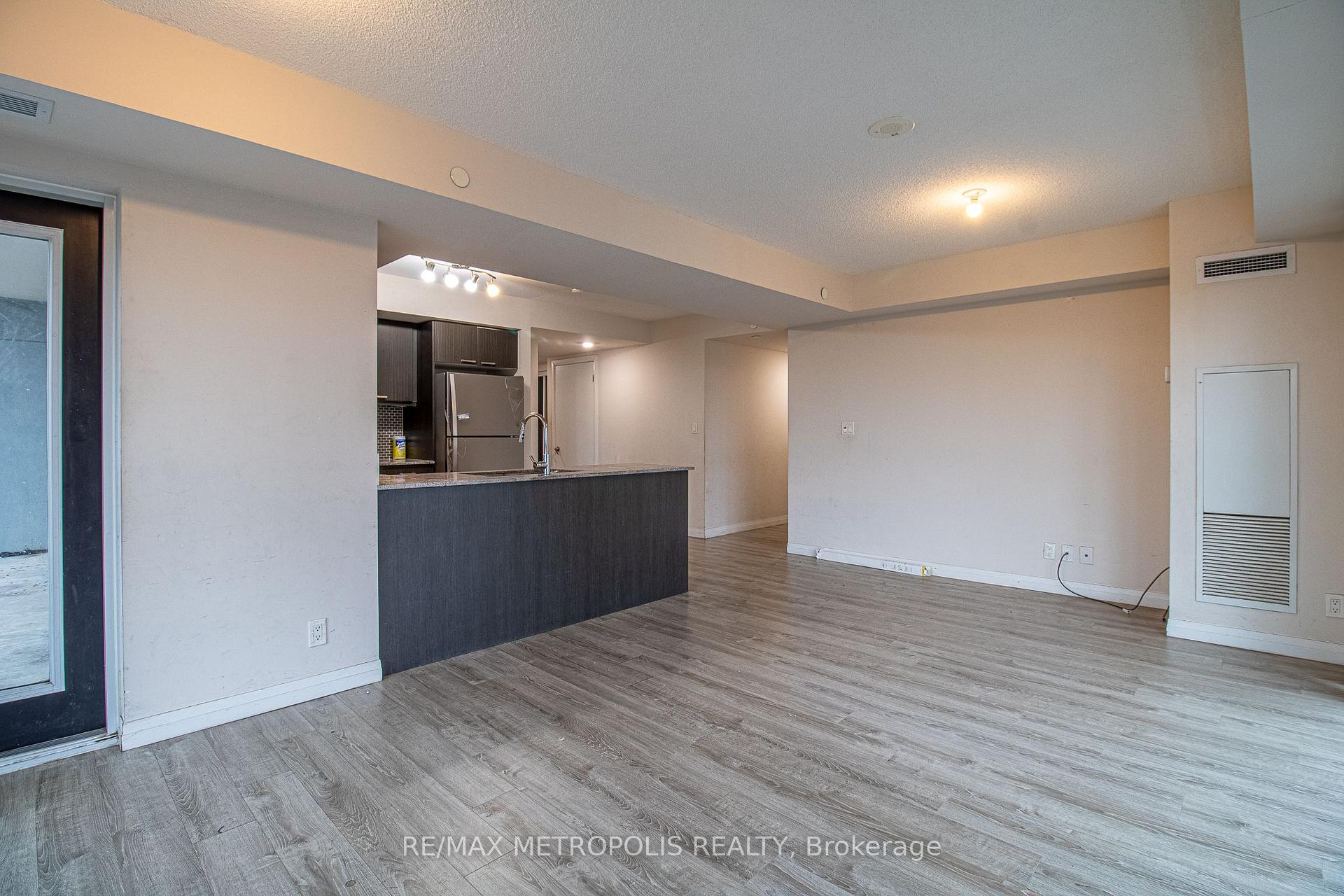 Photo 7 of Unit 1502, 2152 Lawrence Avenue E, Scarborough, Wexford-Maryvale — HOMEH