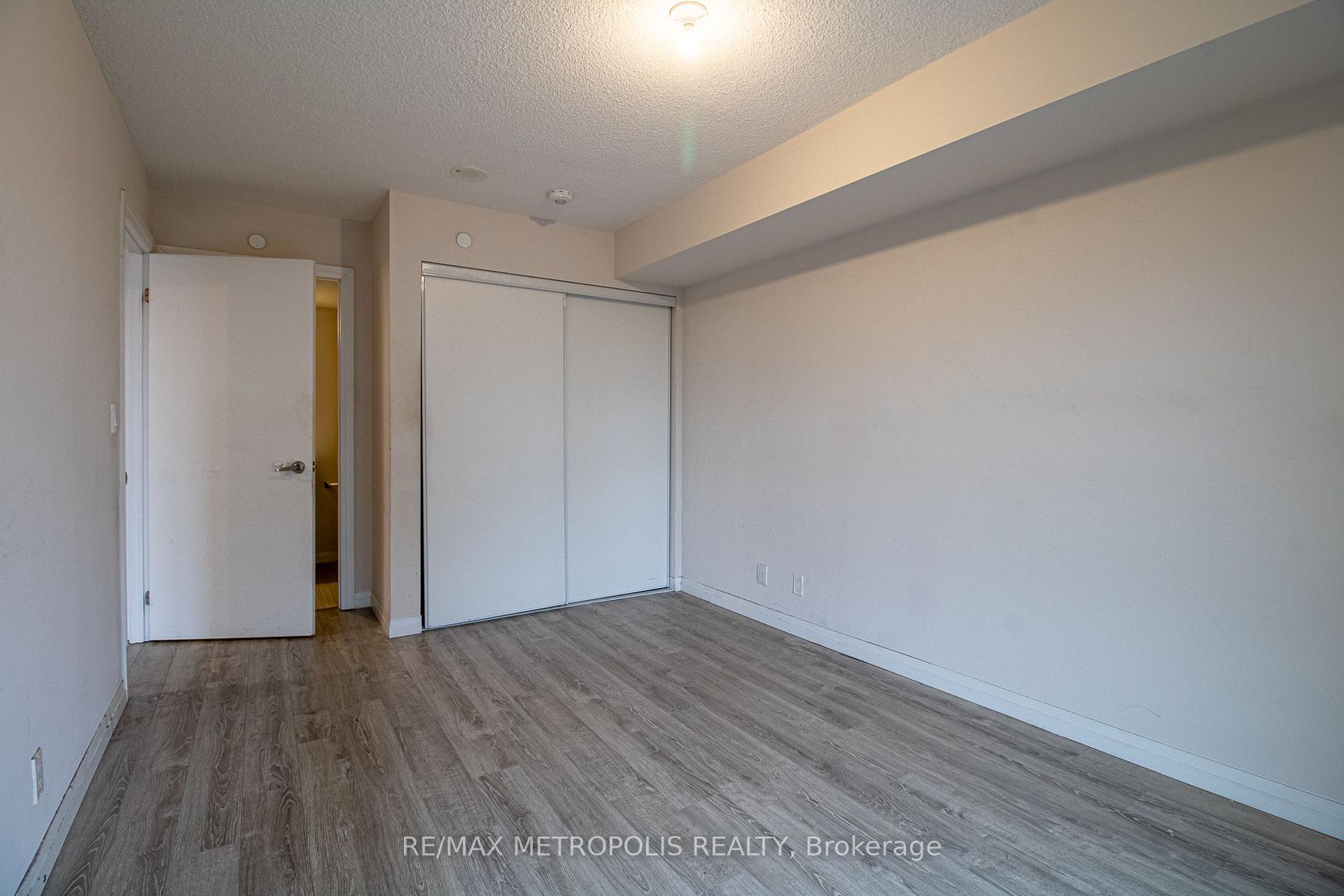 Photo 13 of Unit 1502, 2152 Lawrence Avenue E, Scarborough, Wexford-Maryvale — HOMEH