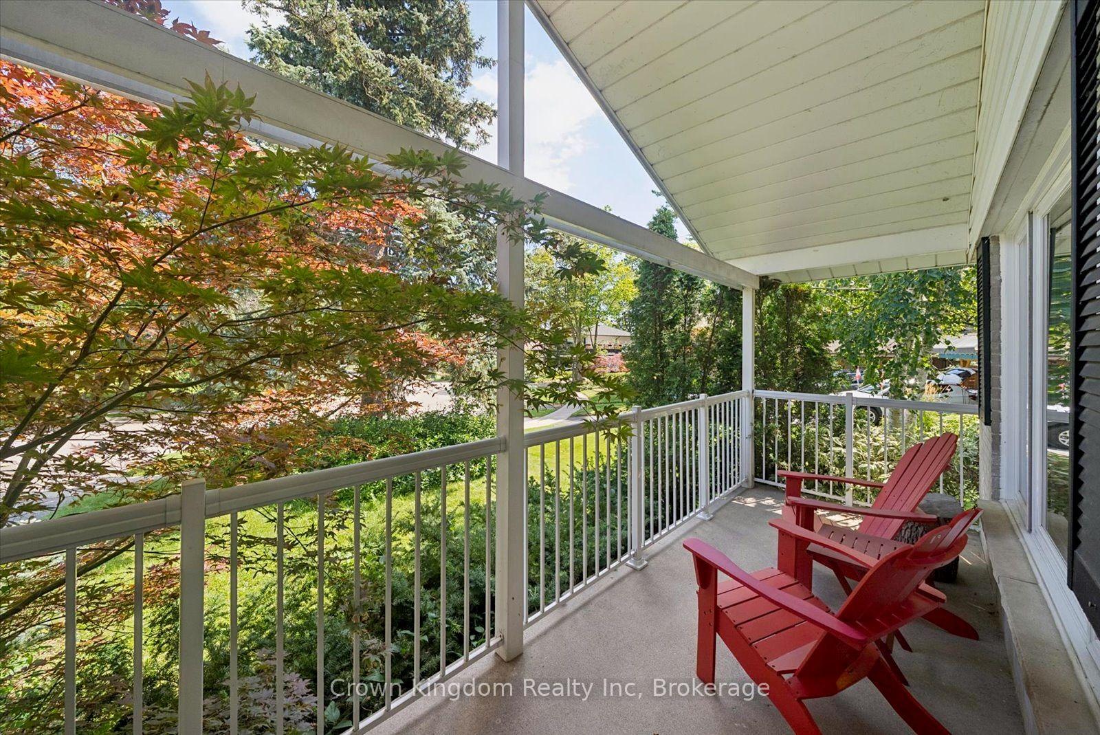 Photo 3 of Unit Main, 20 Lyncroft Drive, Scarborough, Guildwood — HOMEH