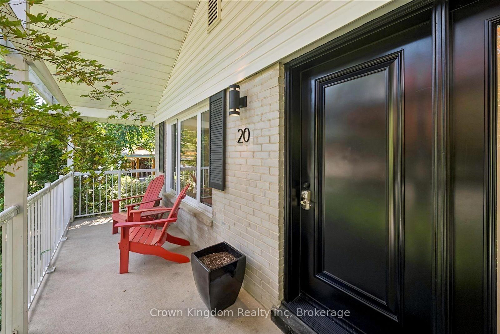 Photo 5 of Unit Main, 20 Lyncroft Drive, Scarborough, Guildwood — HOMEH