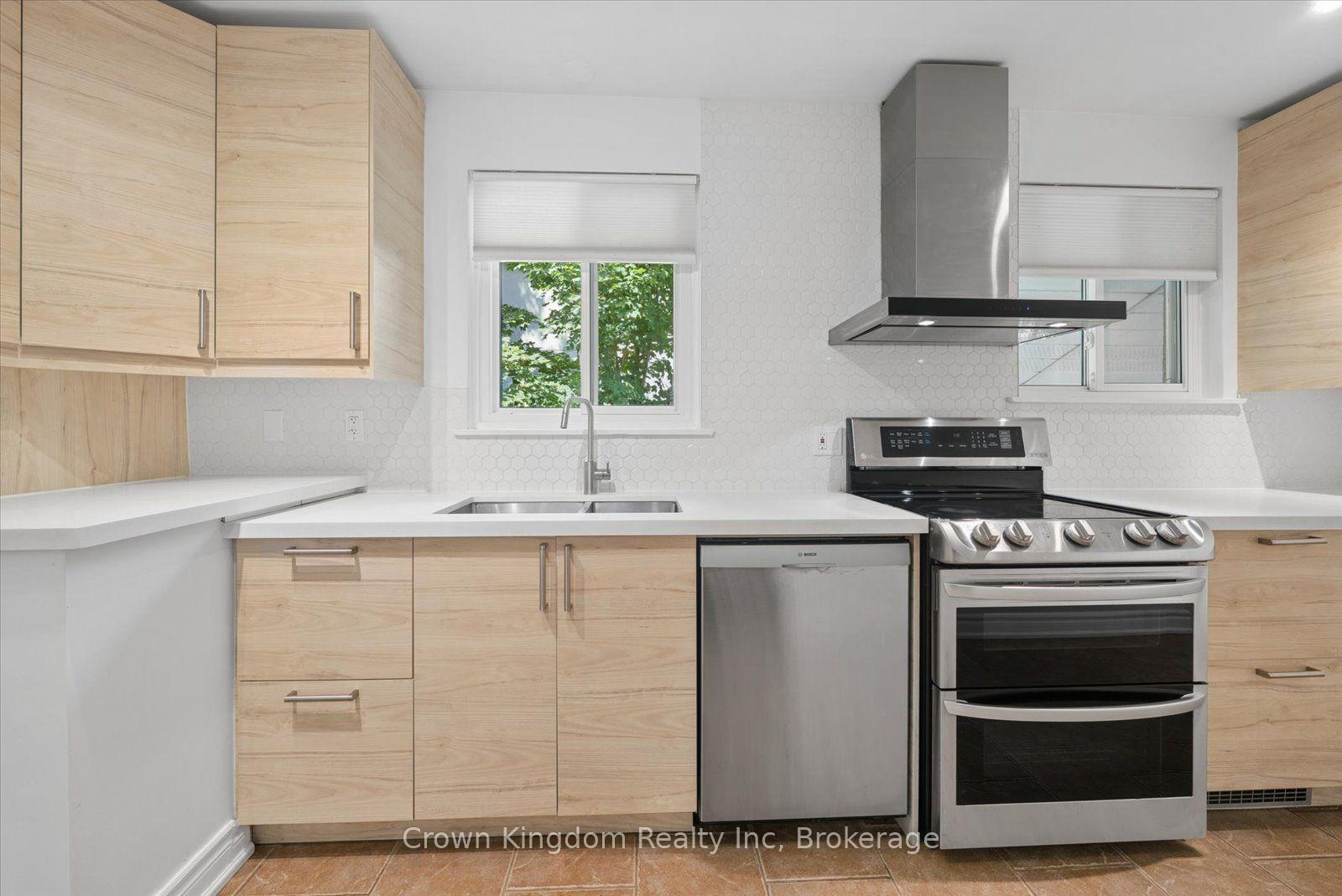 Photo 19 of Unit Main, 20 Lyncroft Drive, Scarborough, Guildwood — HOMEH