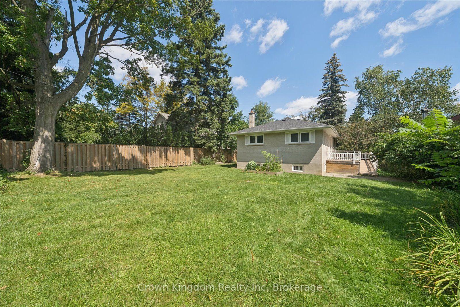 Photo 24 of Unit Main, 20 Lyncroft Drive, Scarborough, Guildwood — HOMEH