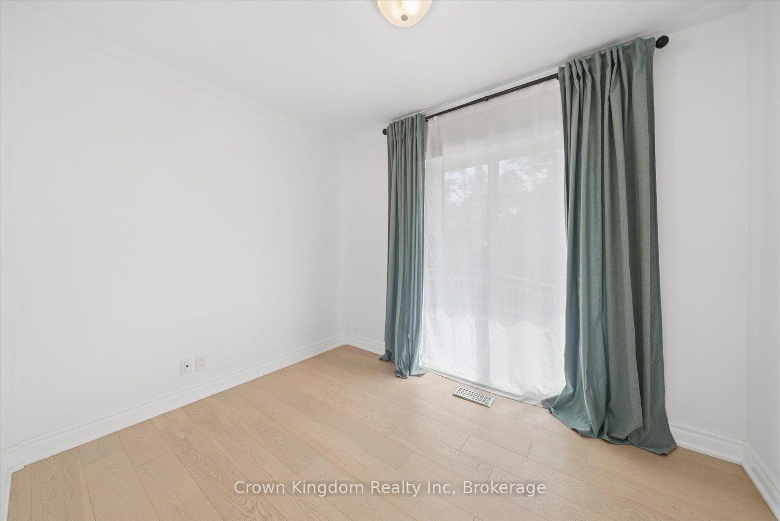 Photo 29 of Unit Main, 20 Lyncroft Drive, Scarborough, Guildwood — HOMEH