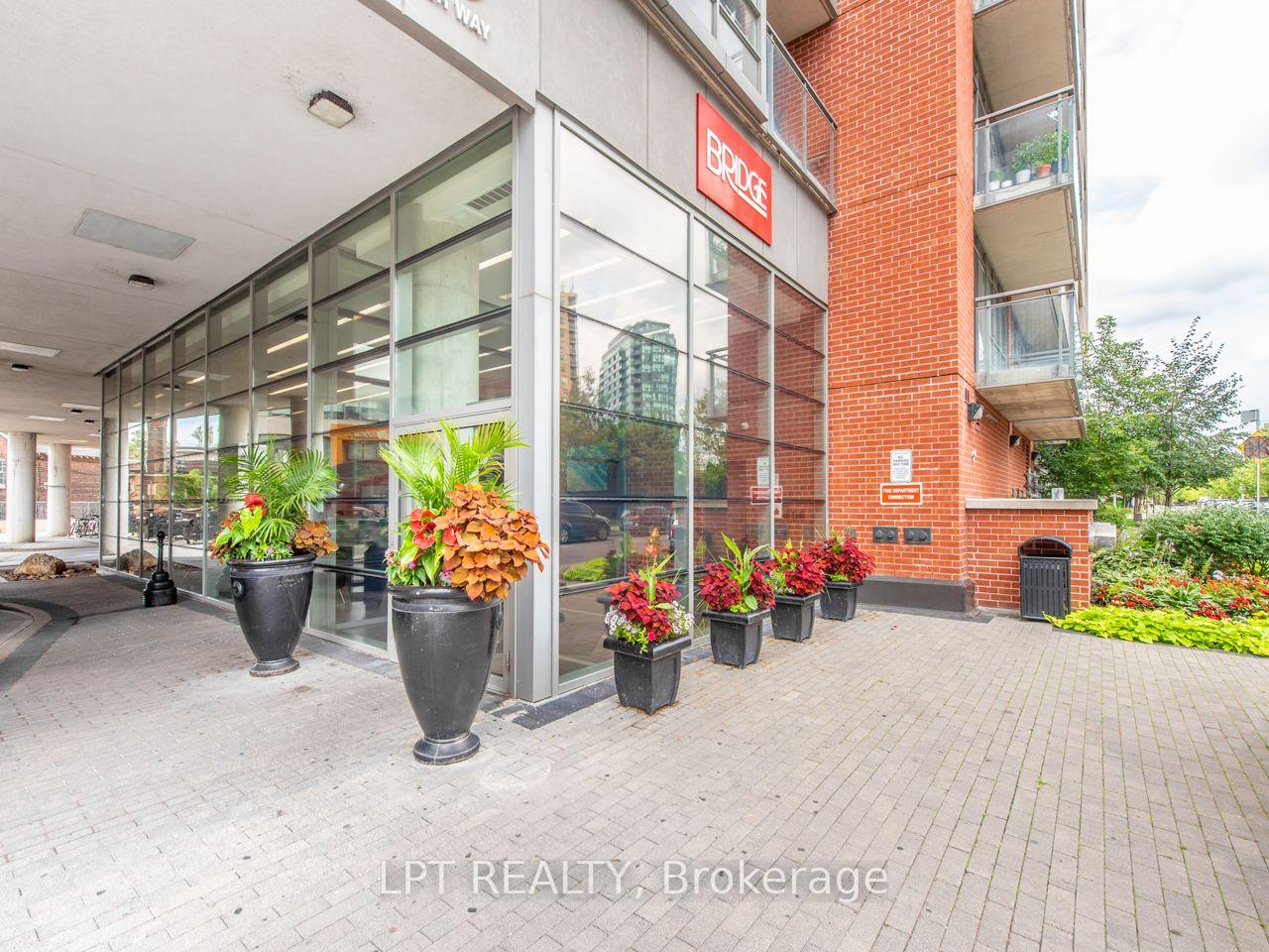 Photo 4 of Unit 420, 38 Joe Shuster Way, Toronto, South Parkdale — HOMEH