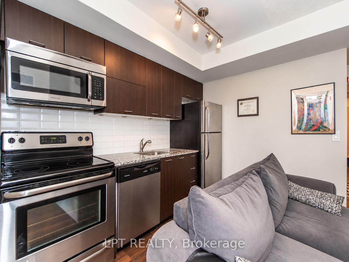 Photo 11 of Unit 420, 38 Joe Shuster Way, Toronto, South Parkdale — HOMEH