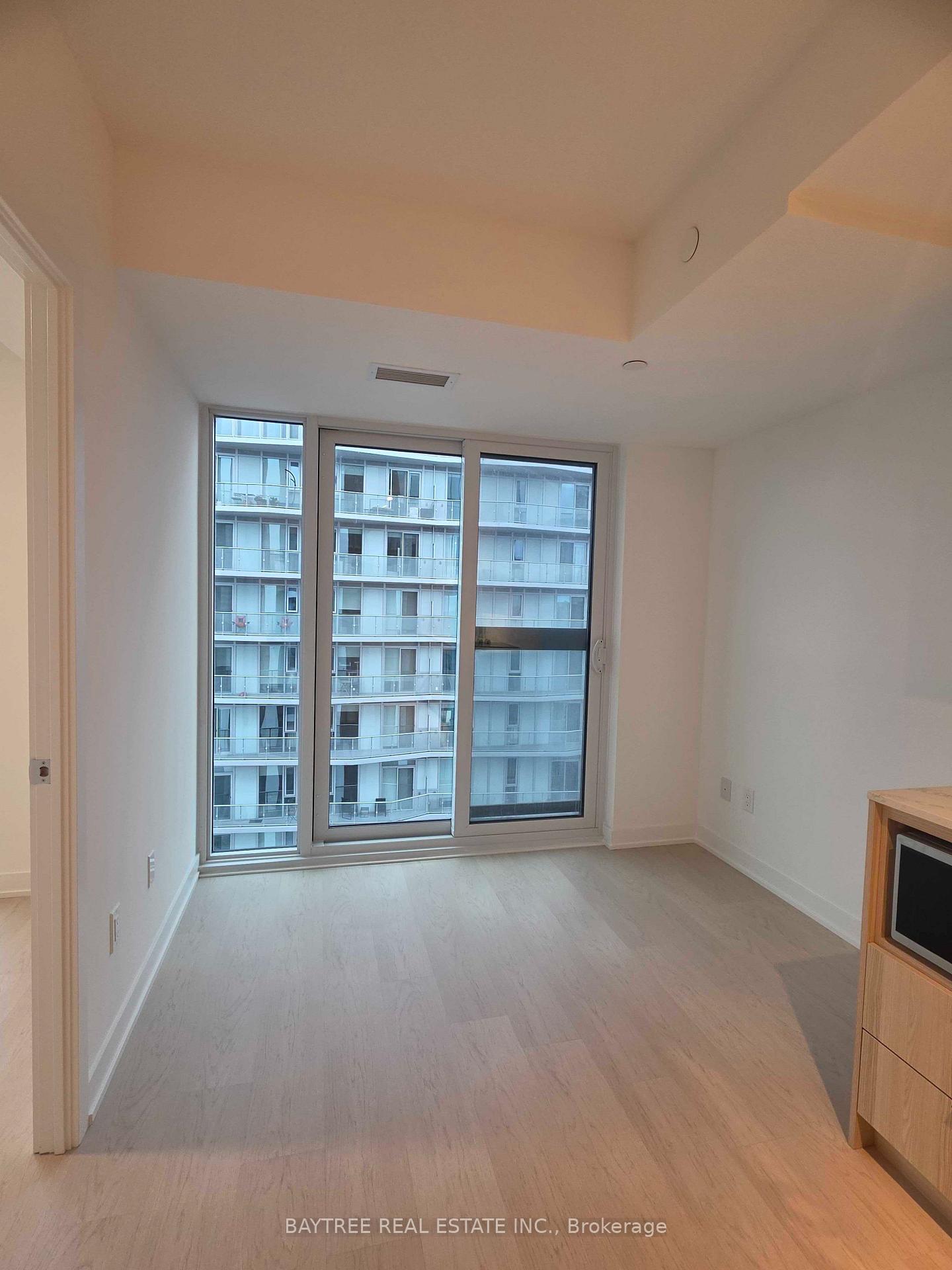 Photo 7 of Unit 5708, 252 Church Street, Toronto, Church-Yonge Corridor — HOMEH