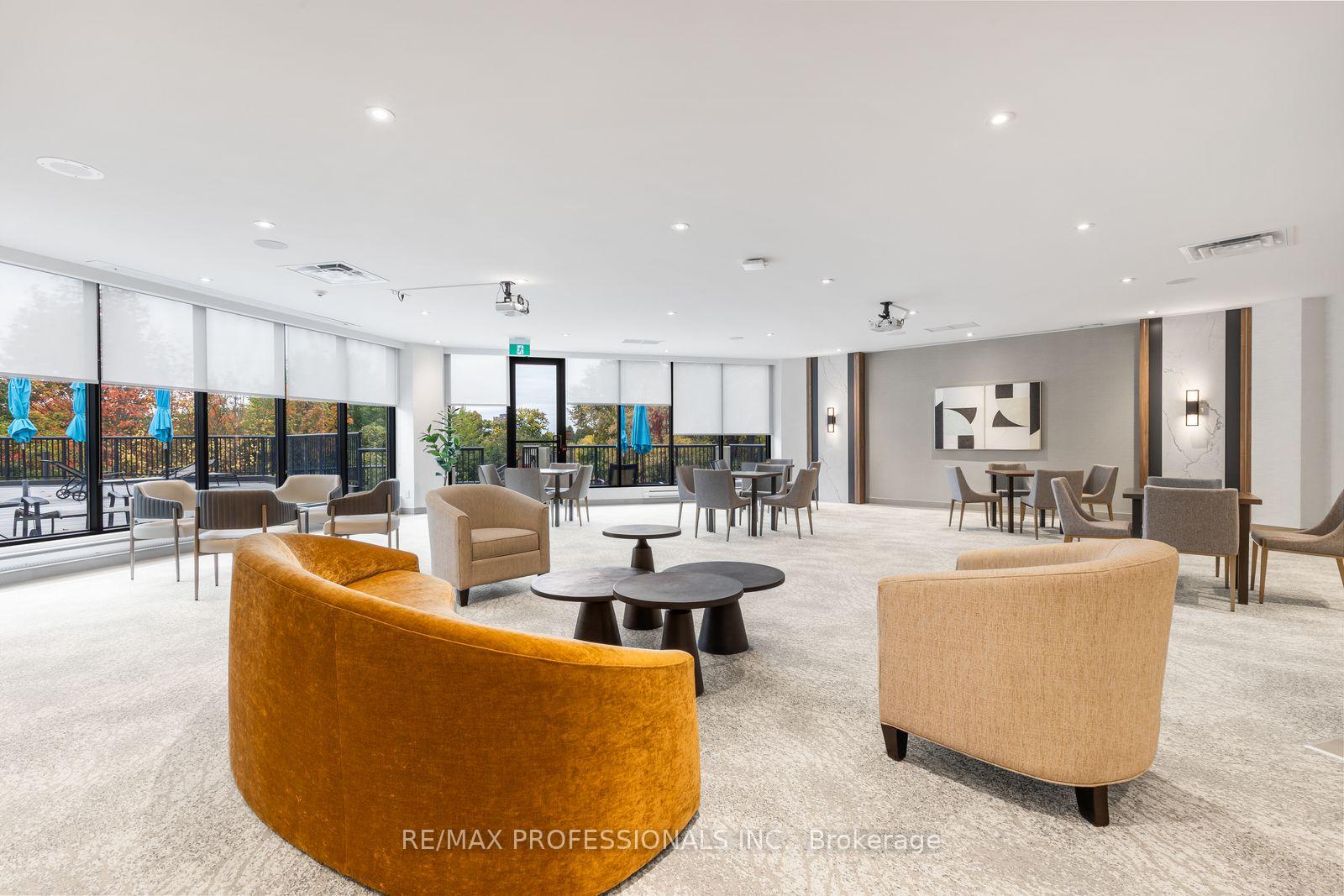 Photo 42 of Unit PH30, 300 Mill Road, Etobicoke, Markland Wood — HOMEH