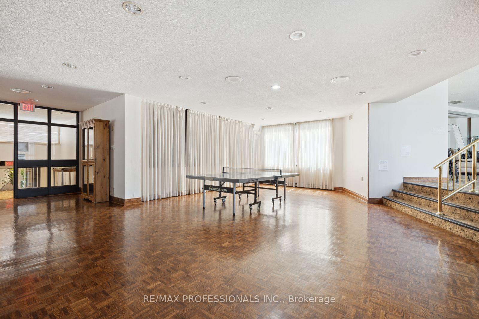 Photo 44 of Unit PH30, 300 Mill Road, Etobicoke, Markland Wood — HOMEH