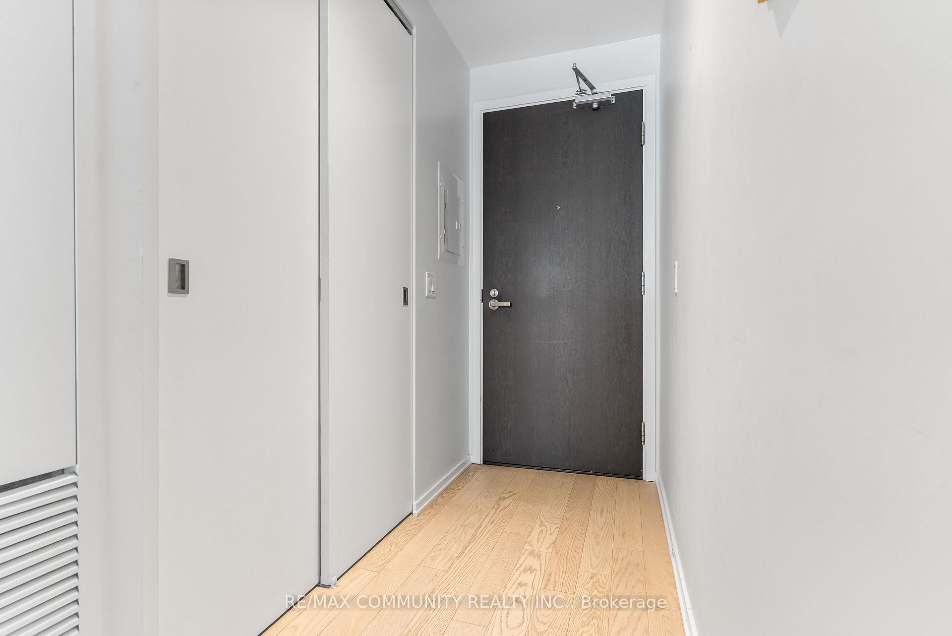 Photo 9 of Unit 2102, 16 Bonnycastle Street, Toronto, Waterfront Communities — HOMEH