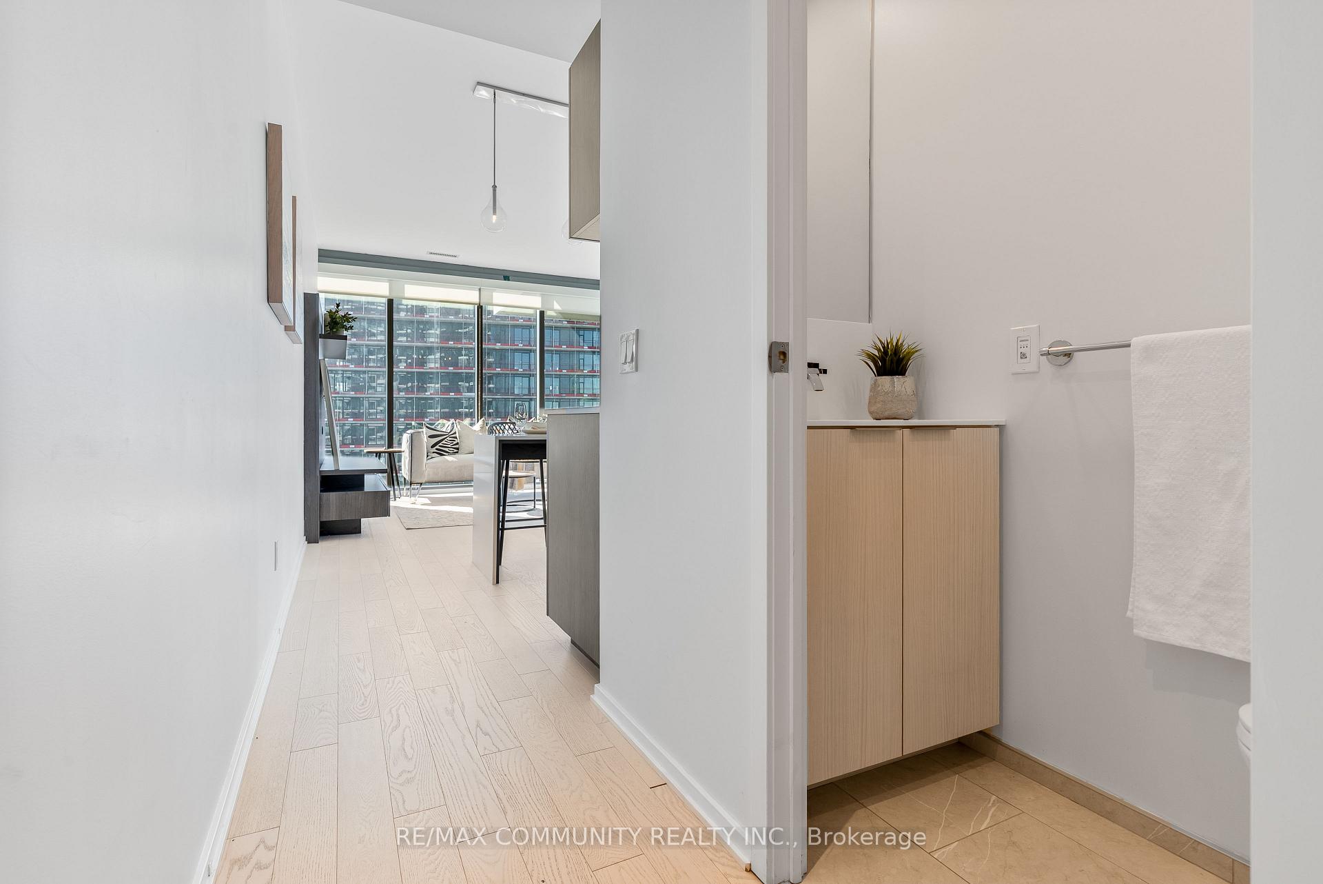 Photo 10 of Unit 2102, 16 Bonnycastle Street, Toronto, Waterfront Communities — HOMEH