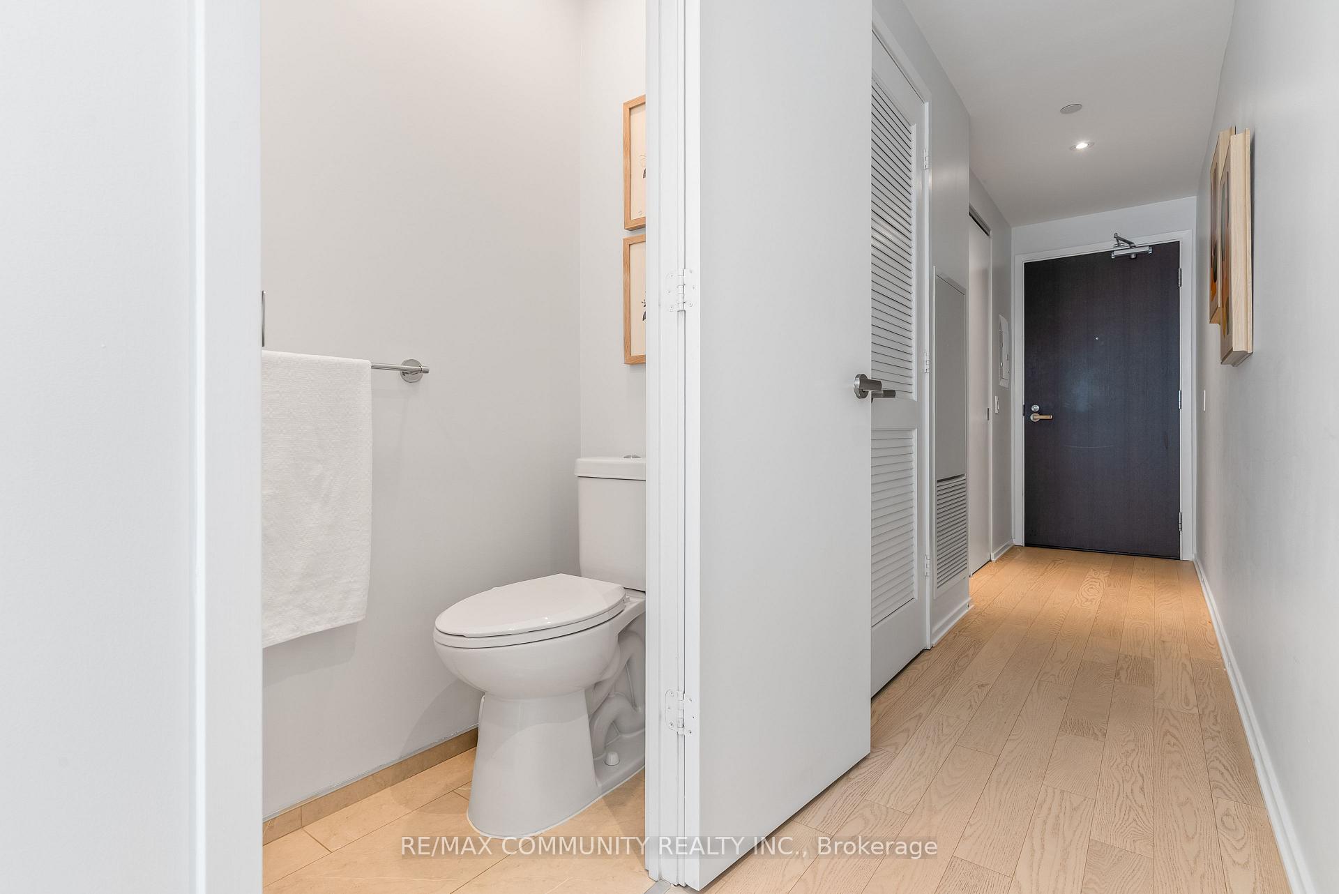 Photo 11 of Unit 2102, 16 Bonnycastle Street, Toronto, Waterfront Communities — HOMEH