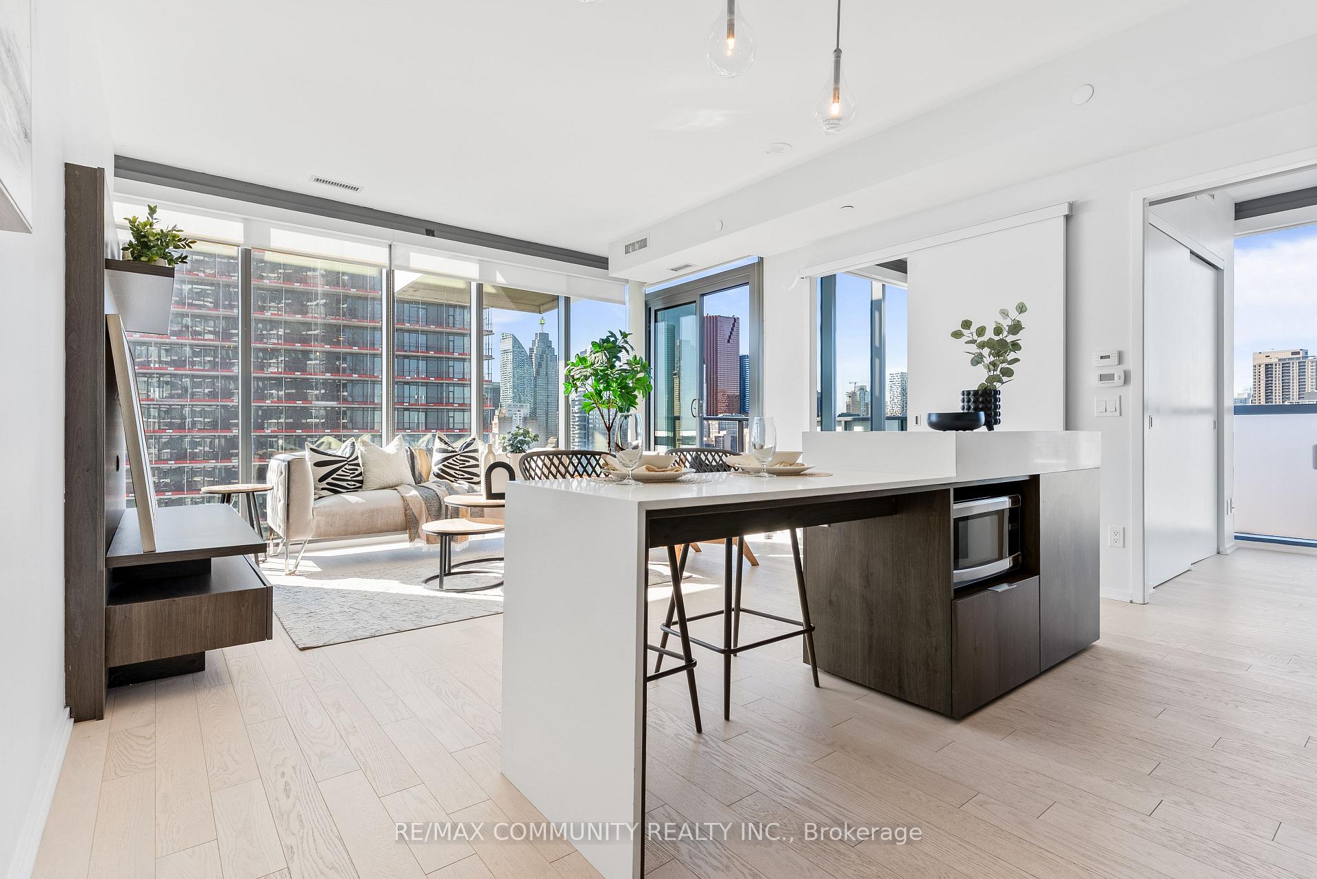 Photo 12 of Unit 2102, 16 Bonnycastle Street, Toronto, Waterfront Communities — HOMEH