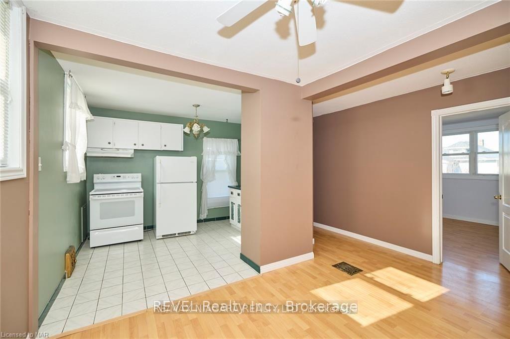 Photo 15 of 4744 Jepson Street, Niagara Falls, Downtown — HOMEH