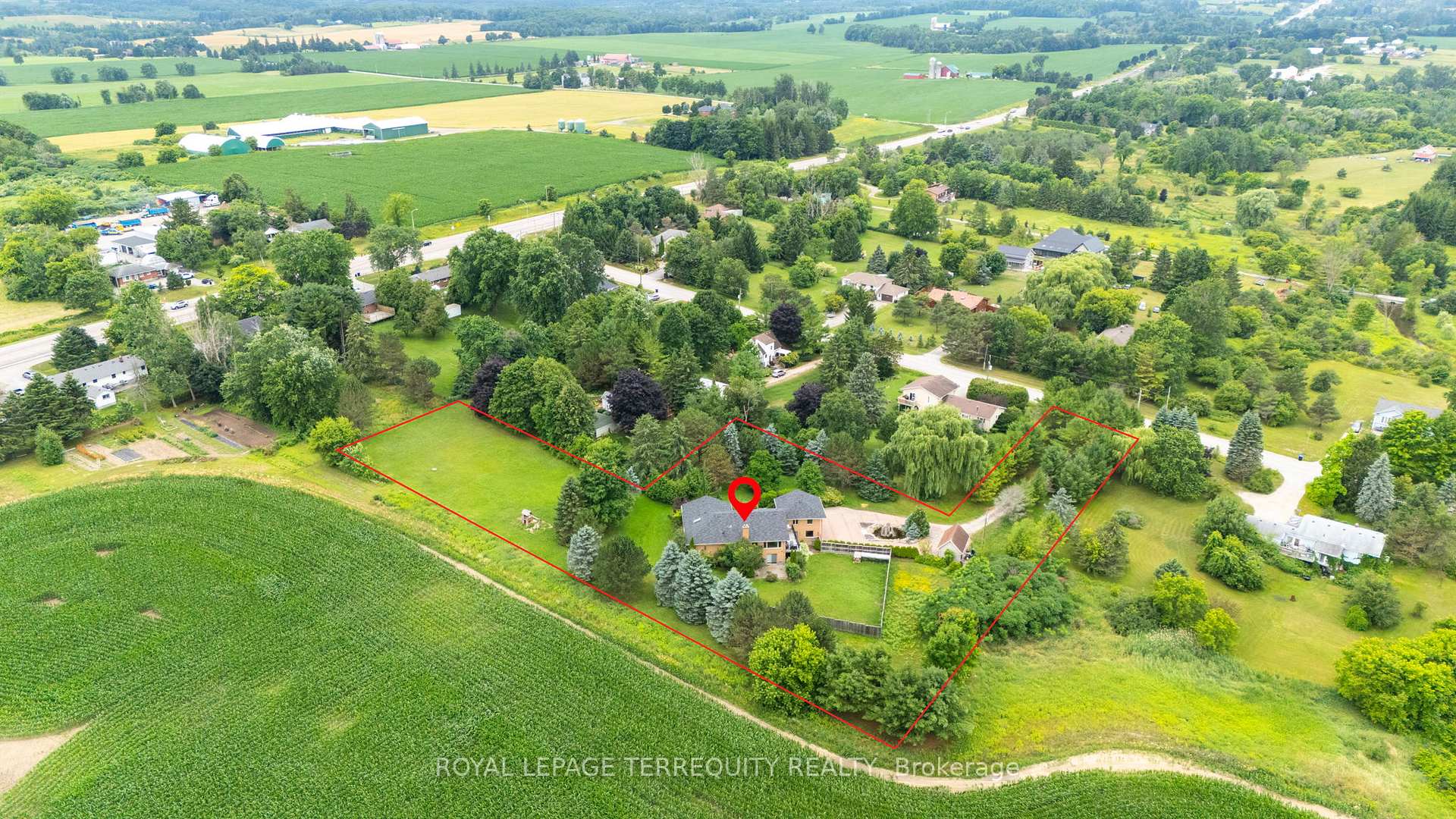 Photo 1 of 1041 15 Side Road, New Tecumseth, Rural New Tecumseth — HOMEH