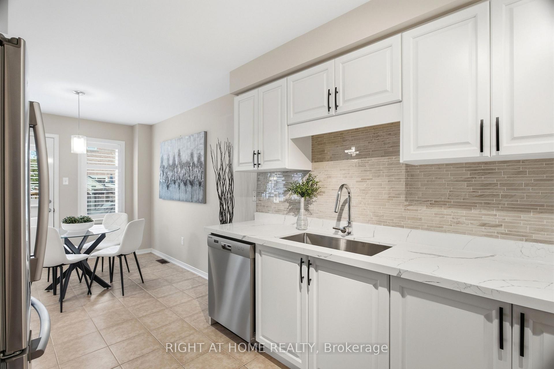 Photo 10 of 316 Duncan Lane, Milton, Scott — HOMEH