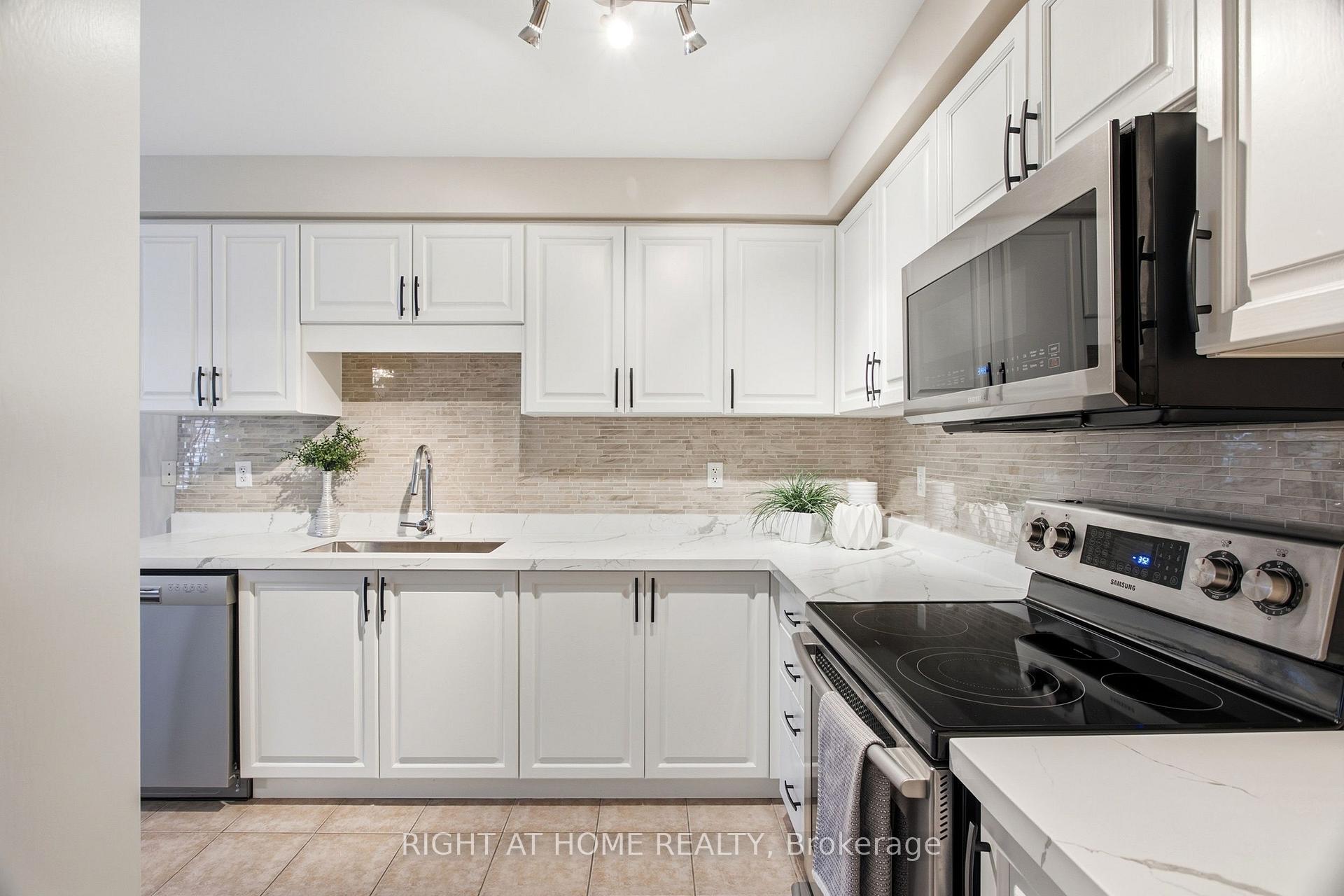 Photo 11 of 316 Duncan Lane, Milton, Scott — HOMEH