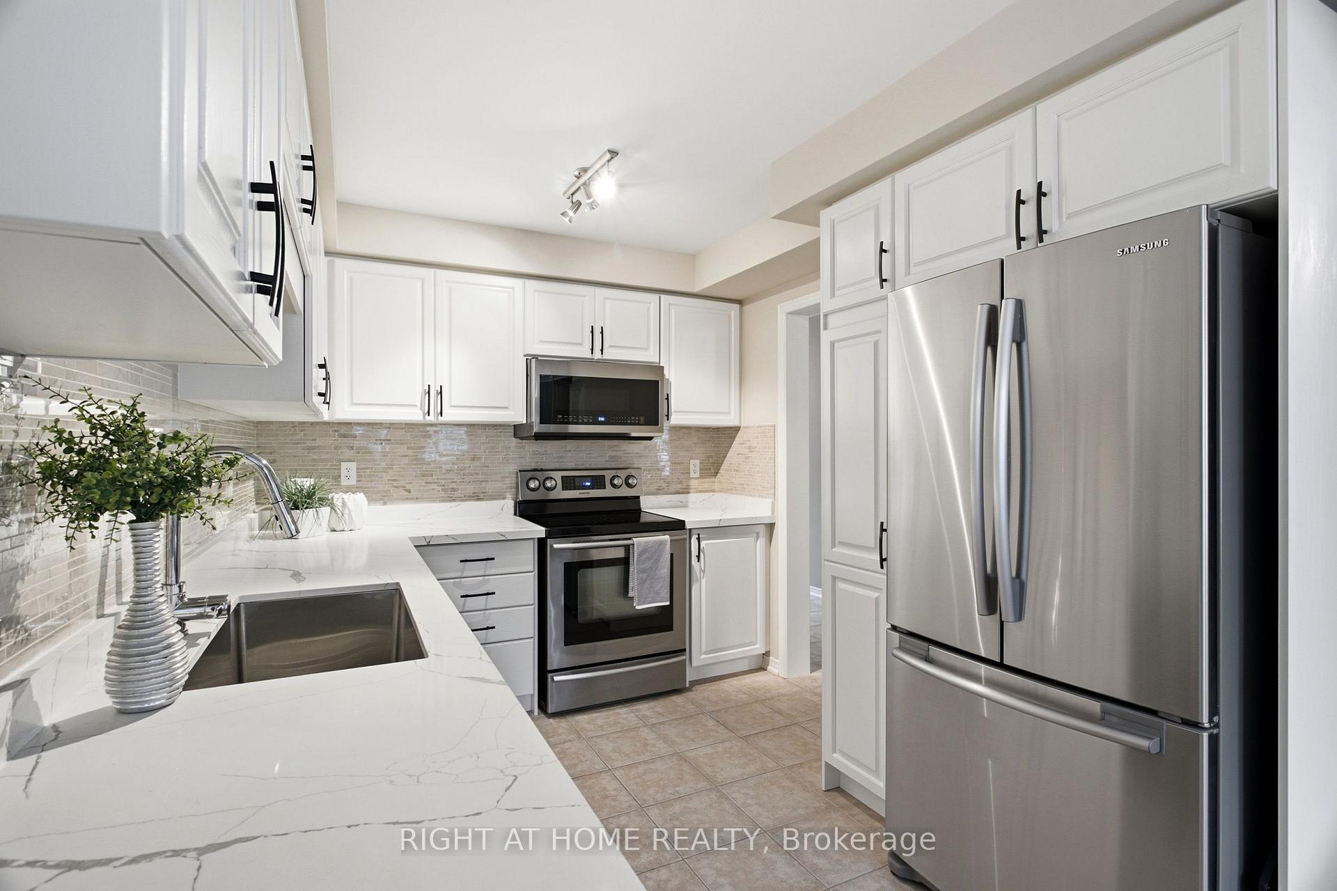 Photo 12 of 316 Duncan Lane, Milton, Scott — HOMEH