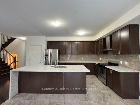 Photo 9 of 355 Royal West Drive W, Brampton, Credit Valley — HOMEH