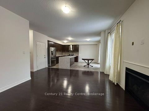 Photo 13 of 355 Royal West Drive W, Brampton, Credit Valley — HOMEH