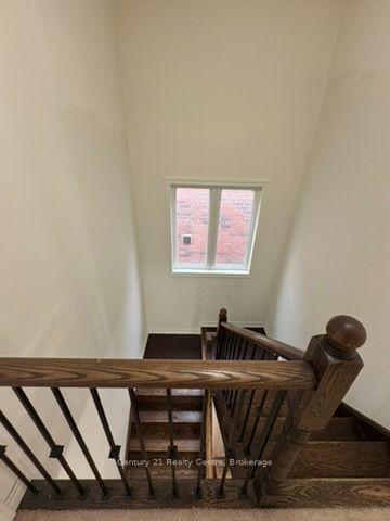 Photo 19 of 355 Royal West Drive W, Brampton, Credit Valley — HOMEH