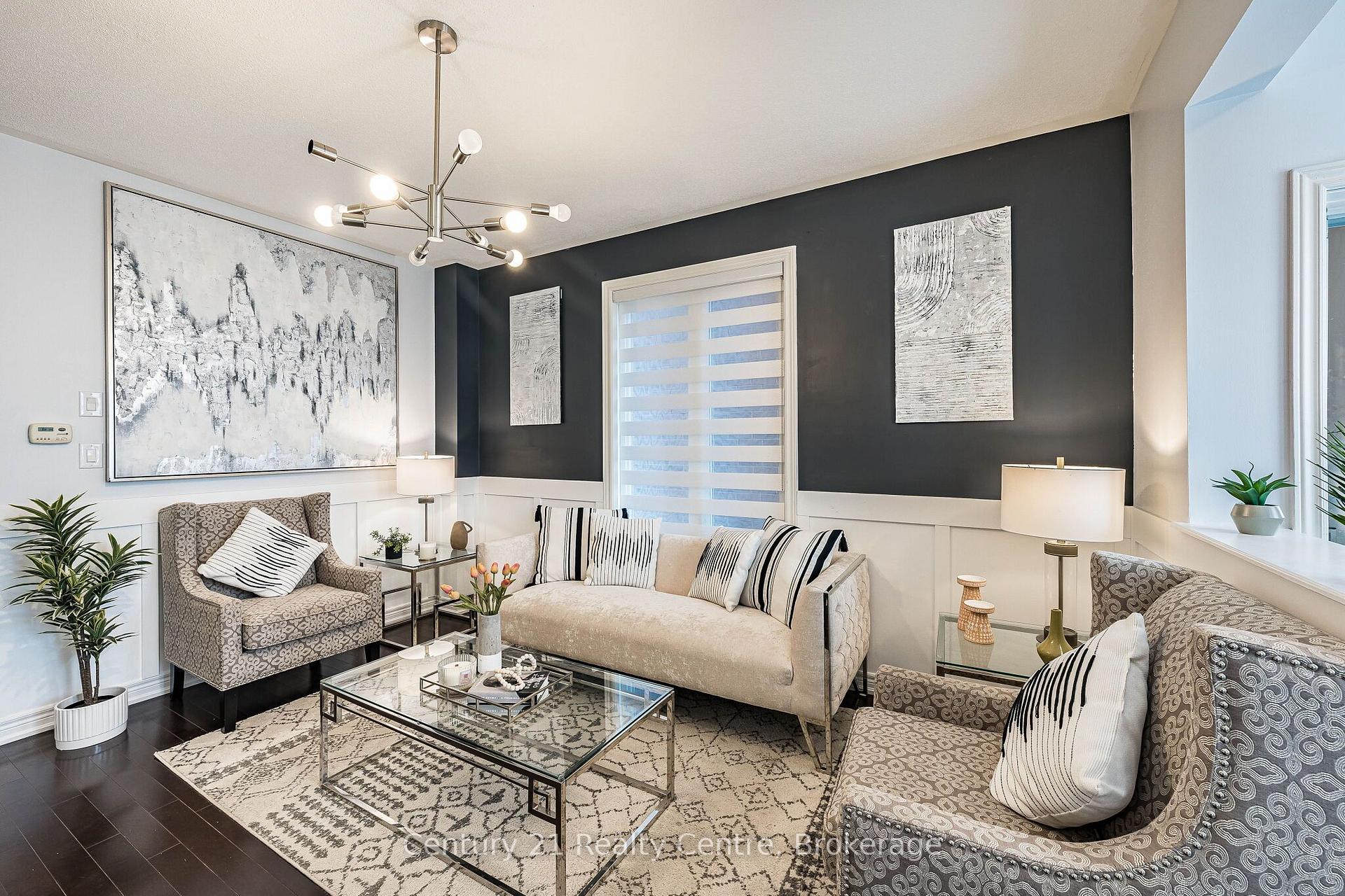 Photo 12 of 355 Royal West Drive W, Brampton, Credit Valley — HOMEH